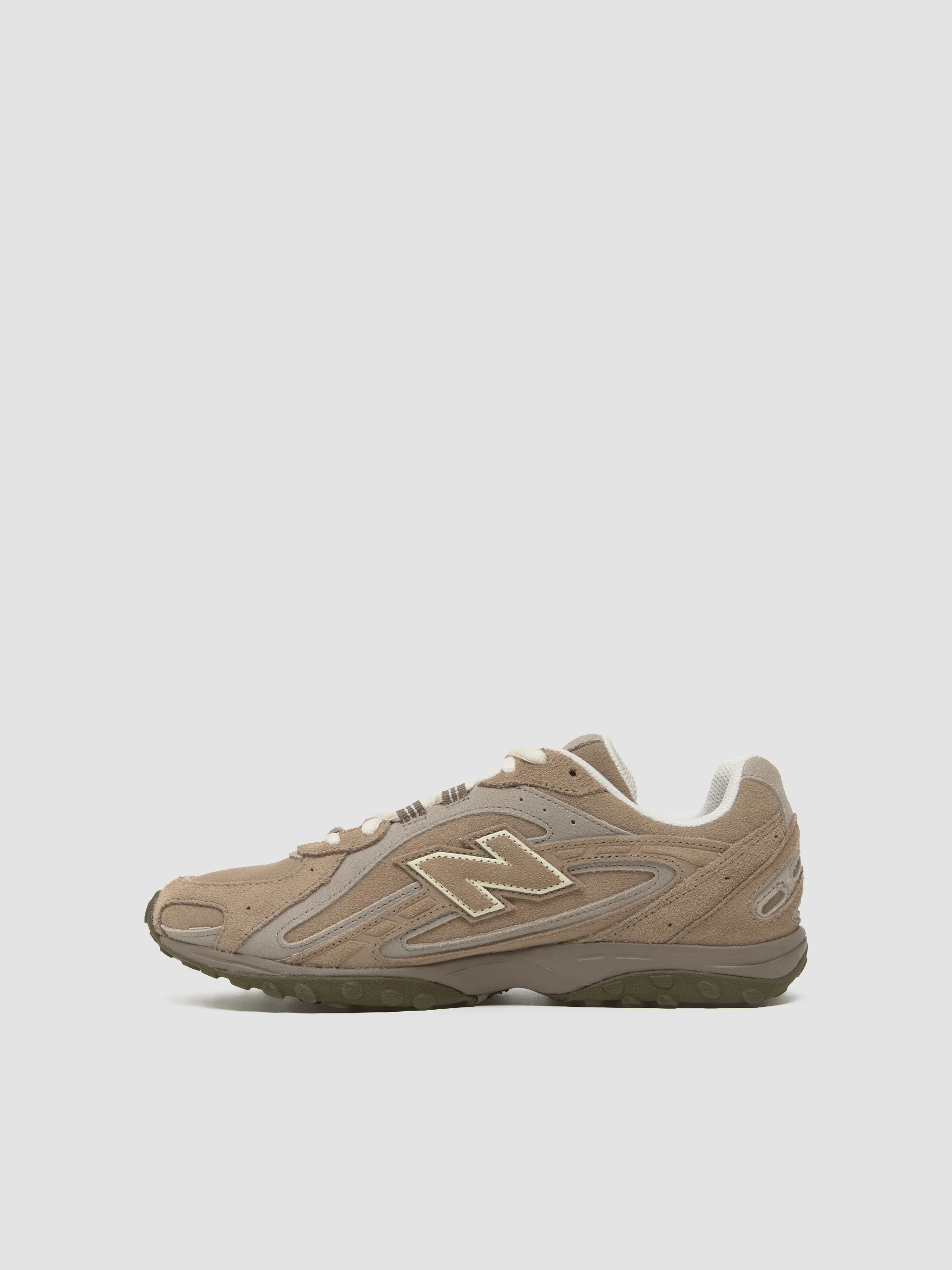204L Sneaker in Mushroom - Image 6
