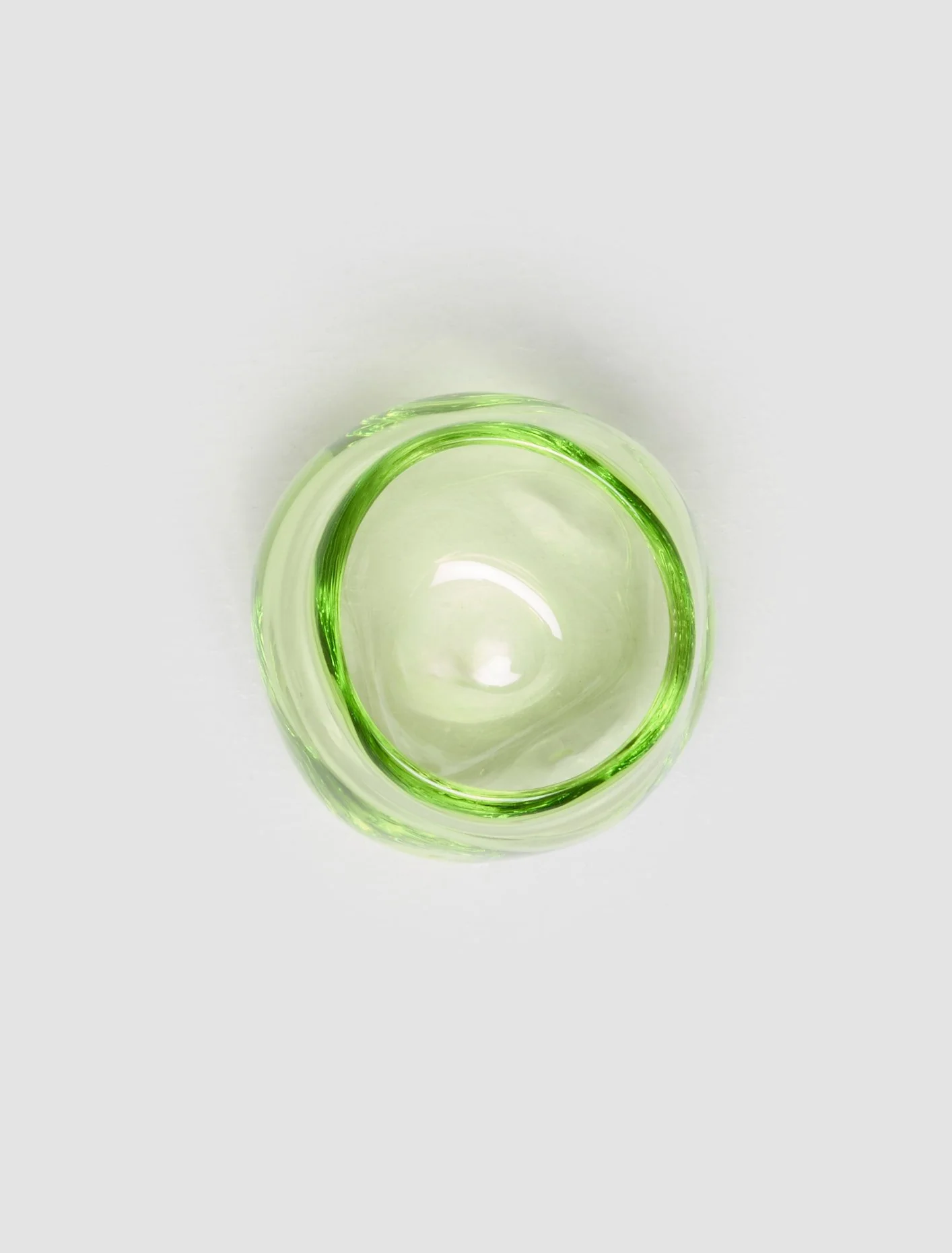 Addled Water Glass Small in Apple - Image 4