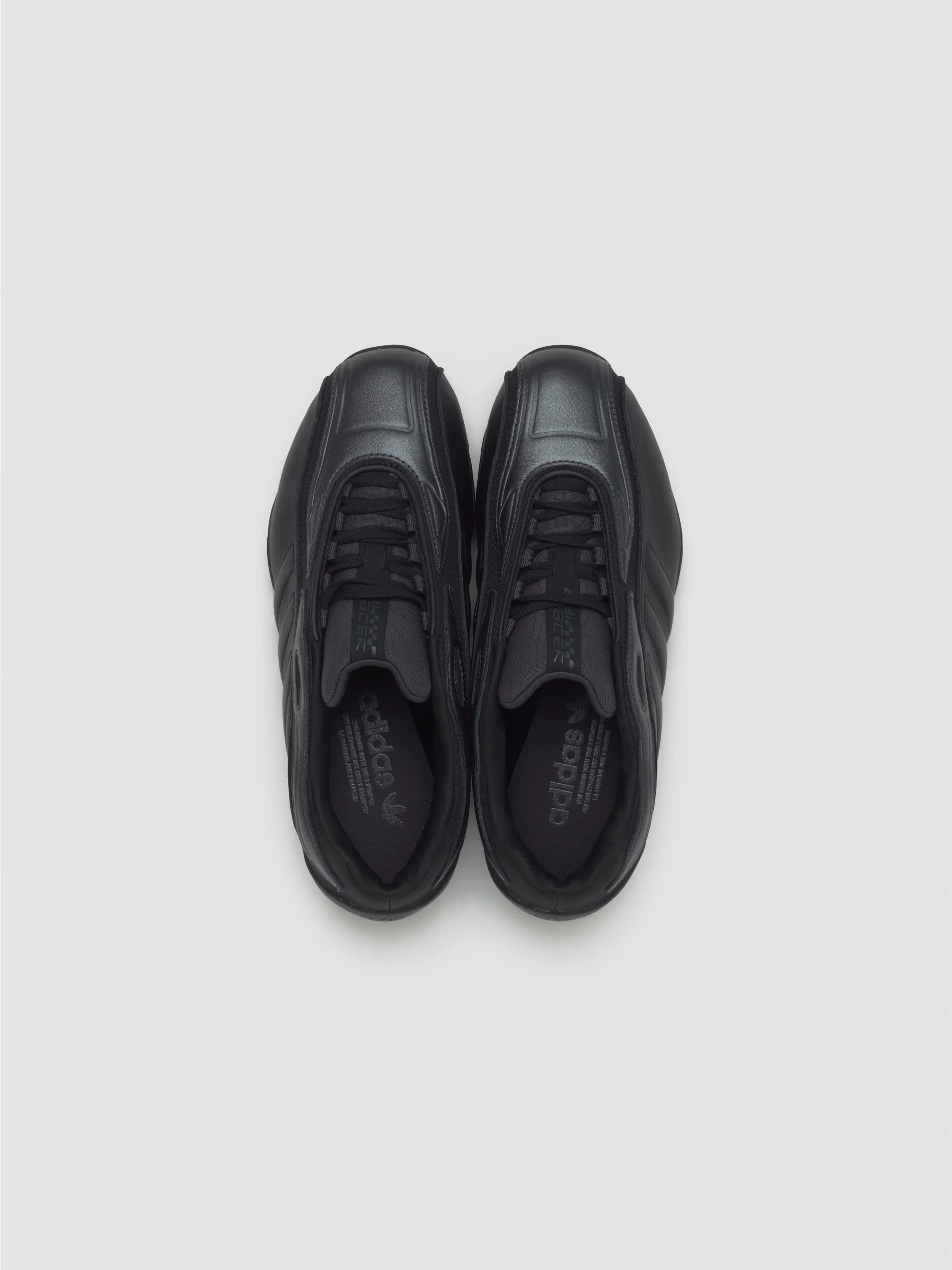 Adiracer GT Sneaker in Core Black & Carbon - Image 3