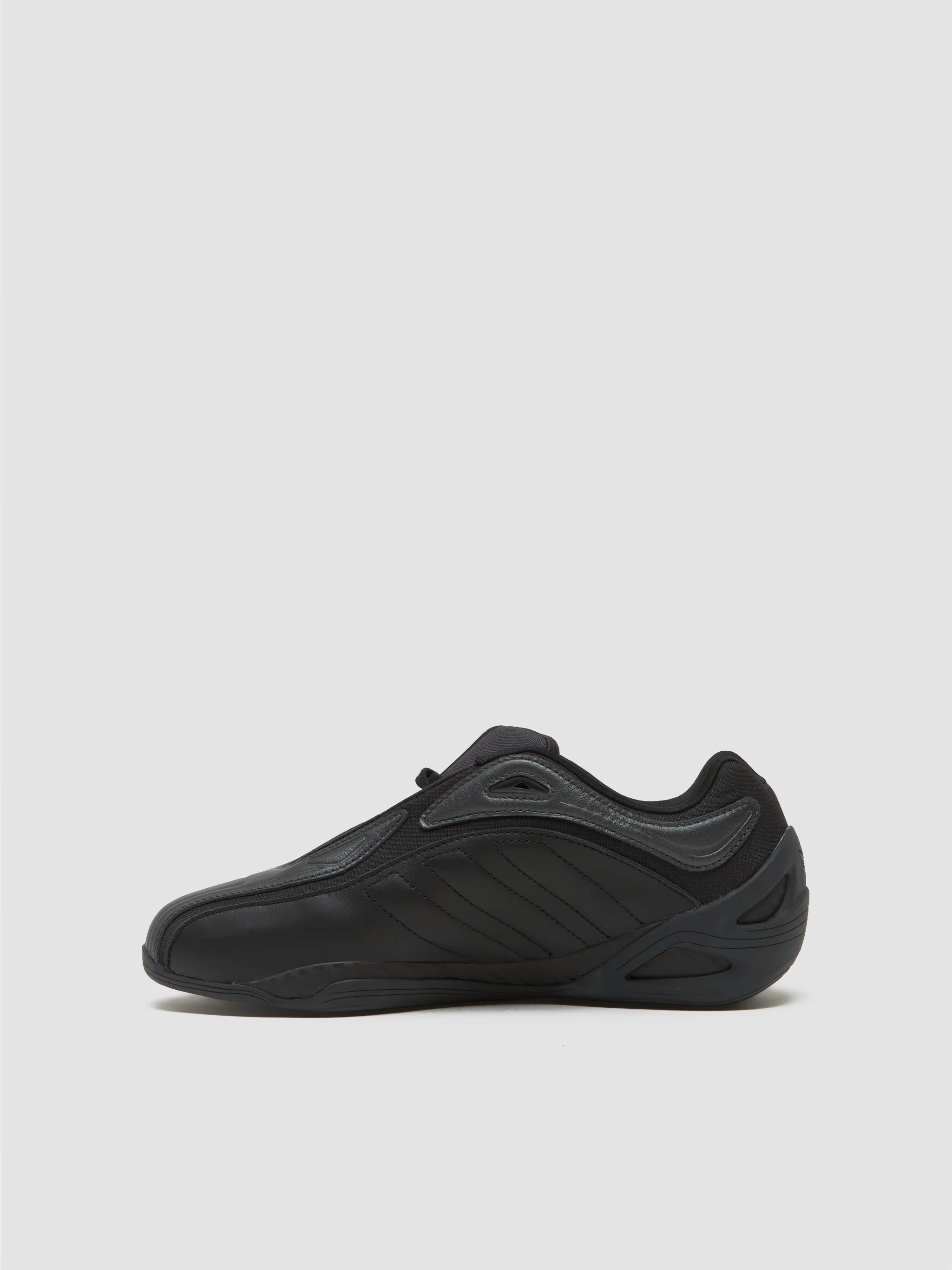 Adiracer GT Sneaker in Core Black & Carbon - Image 6