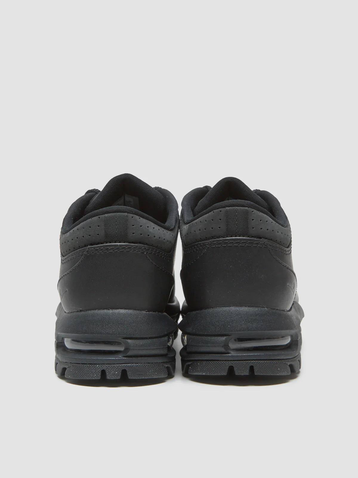 Air Max Goadome Low SP Sneaker in Black - Image 4