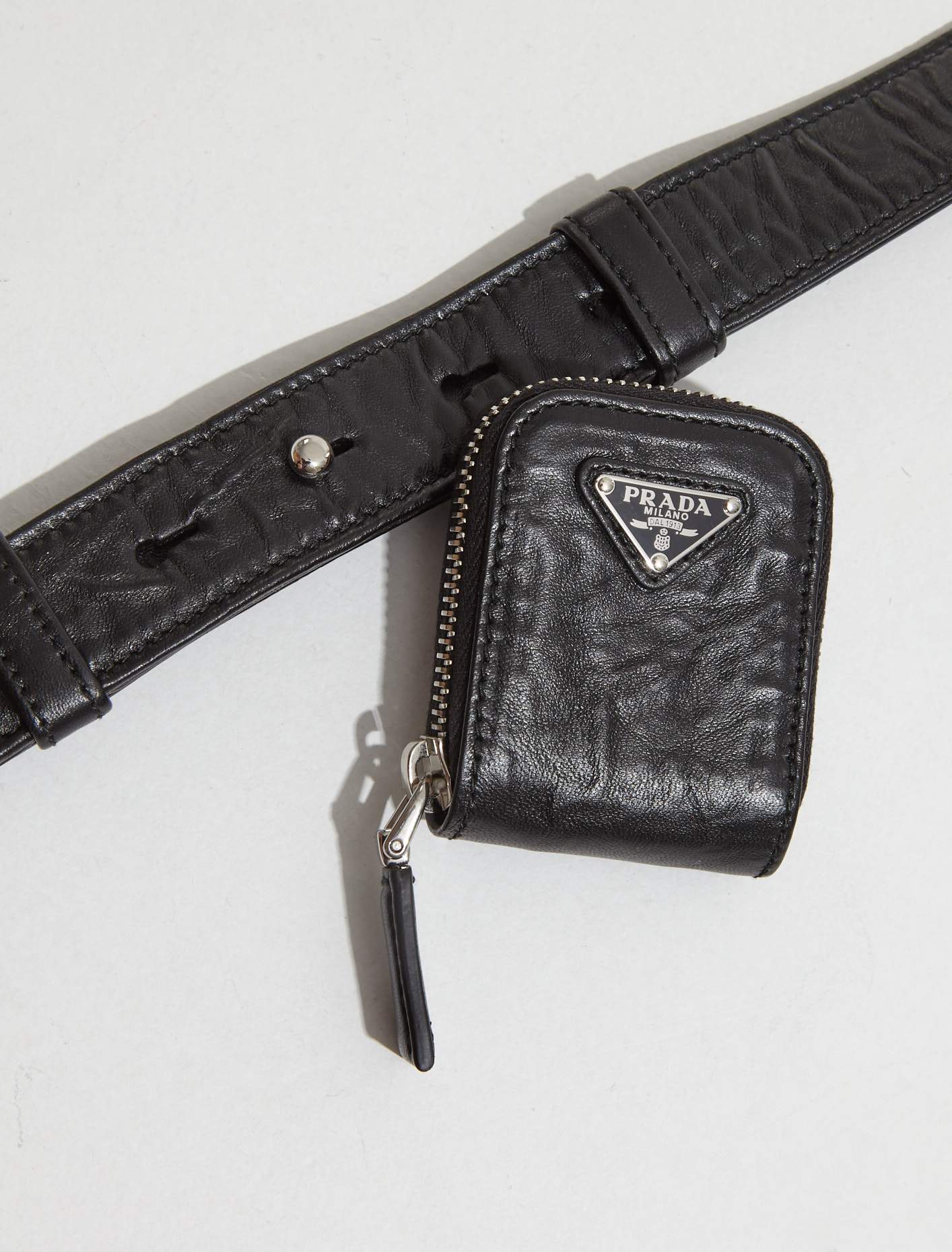 Antique Nappa Handbag in Black - Image 5