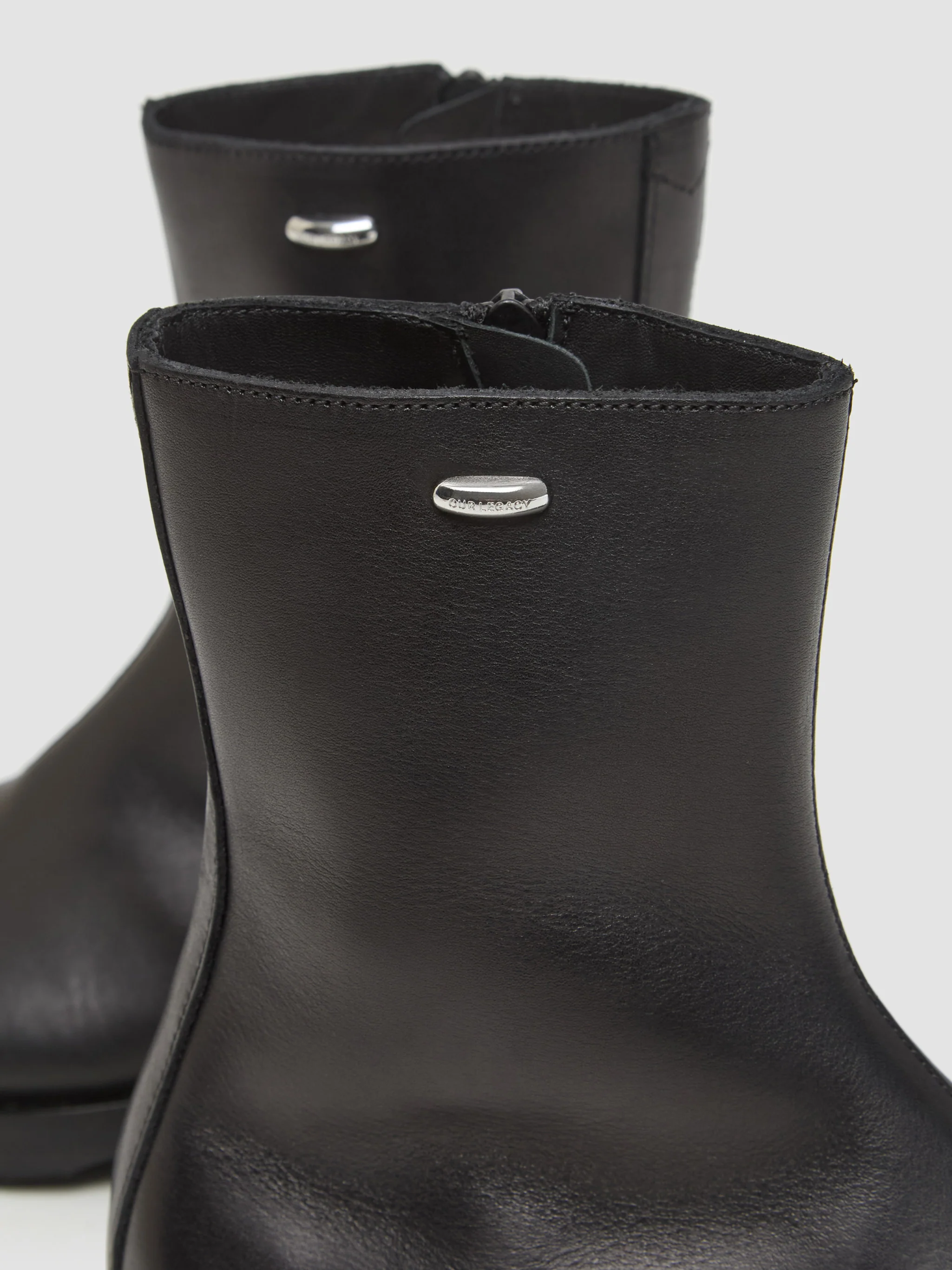 Camion Boots in Black - Image 6
