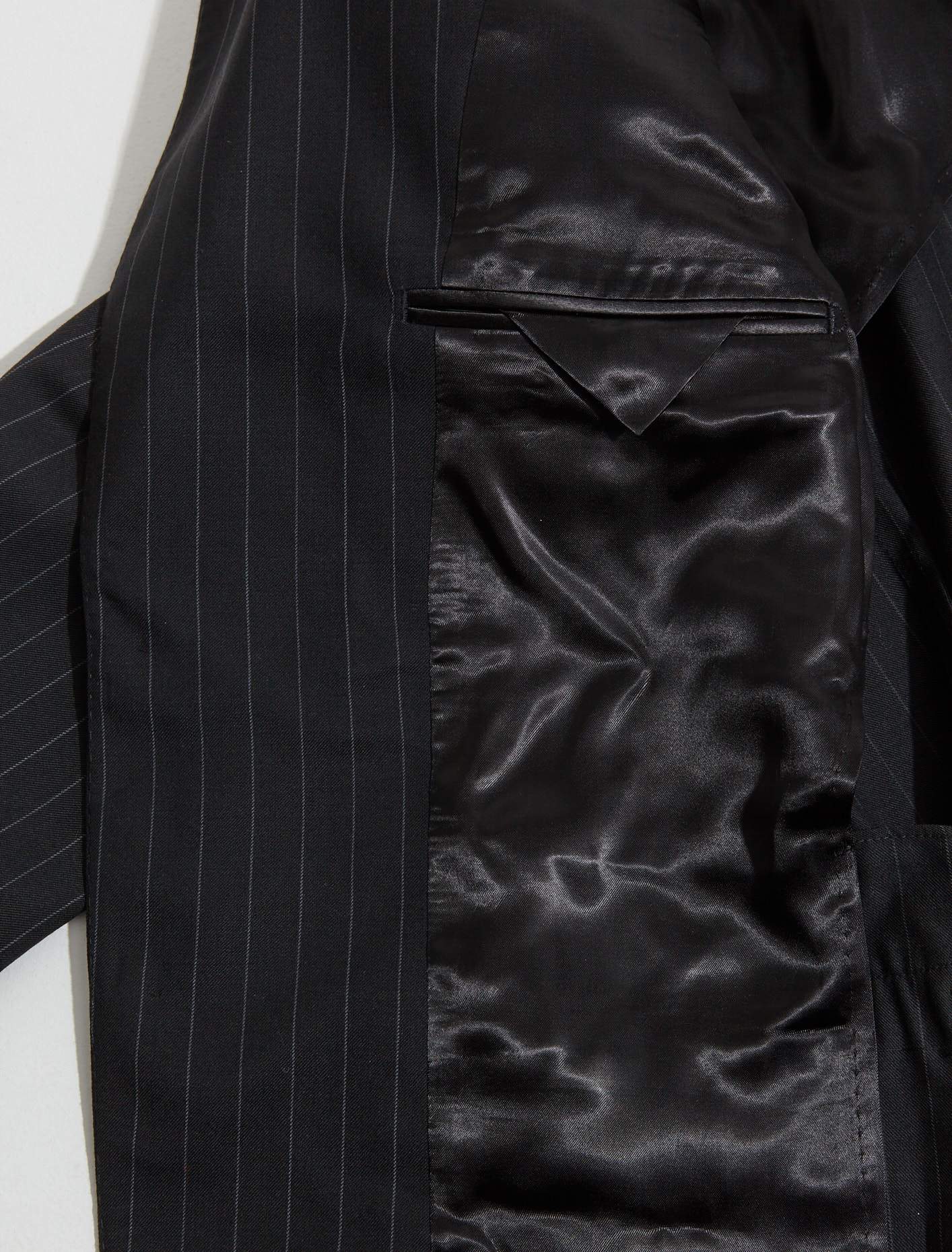 Classic Tailored Jacket in Charcoal - Image 3