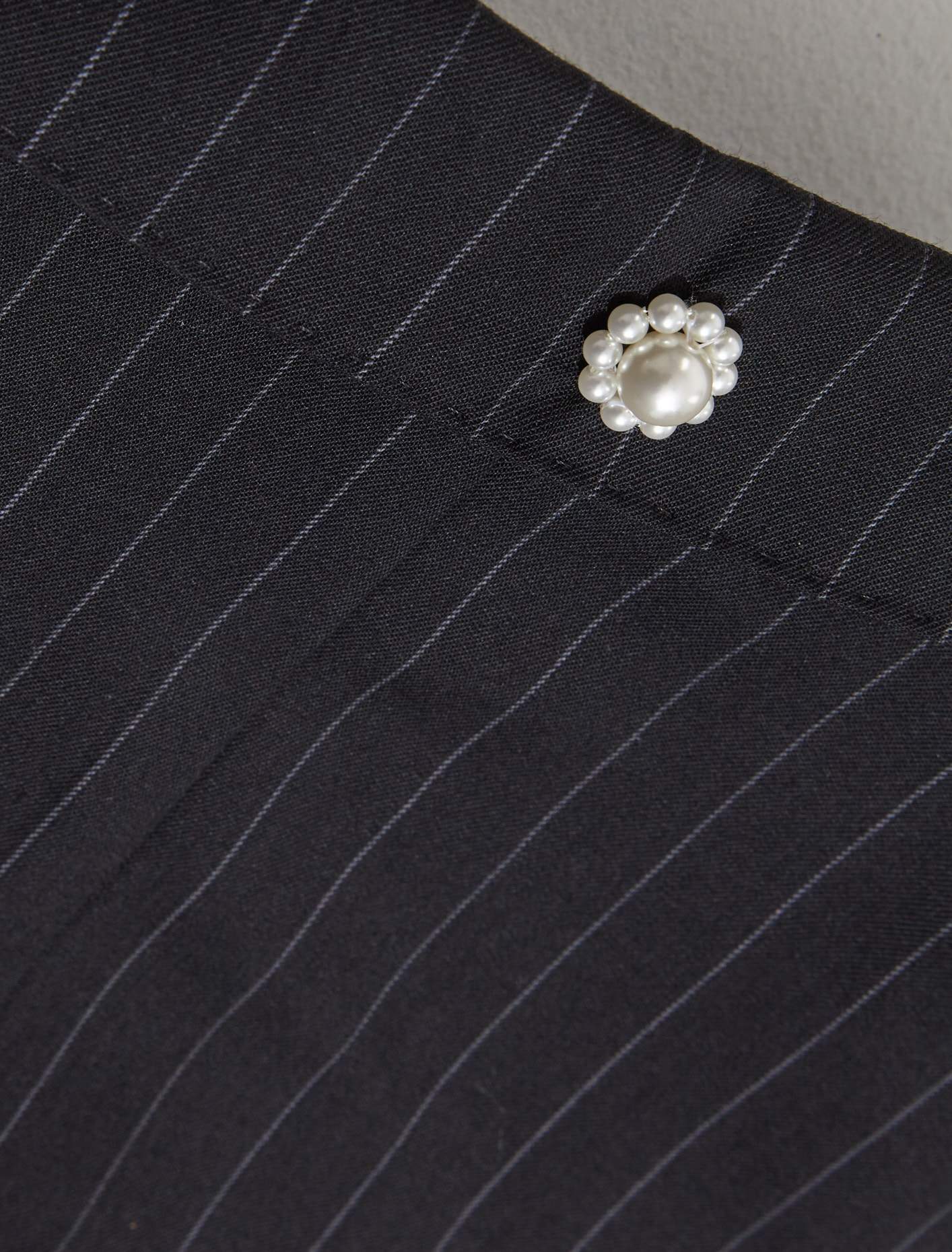 Classic Tailored Jacket in Charcoal - Image 4