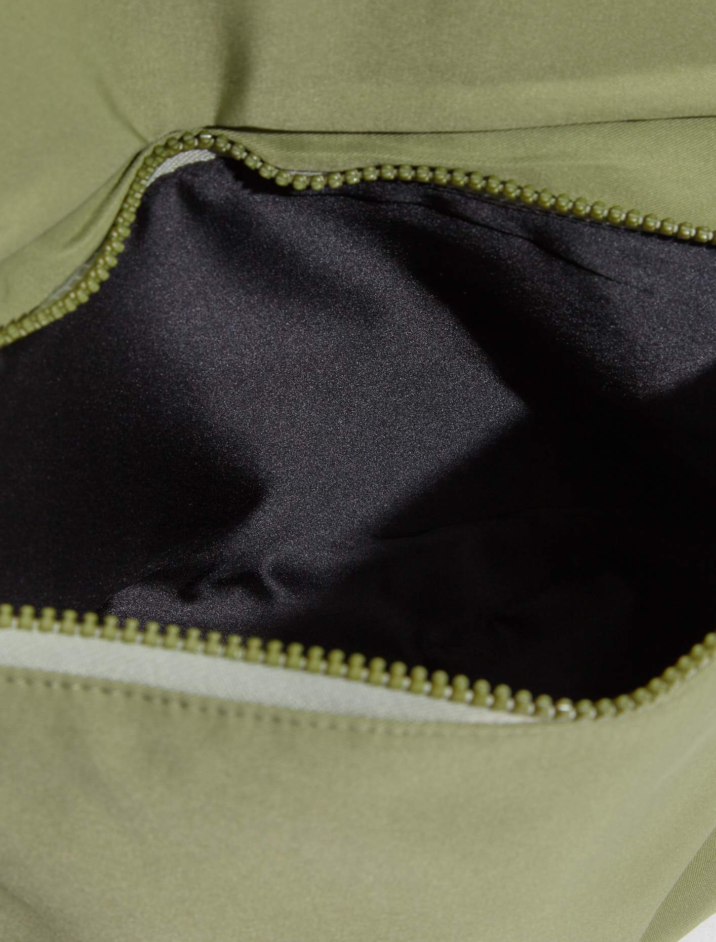 Club Cross Body Bag in Moss - Image 4