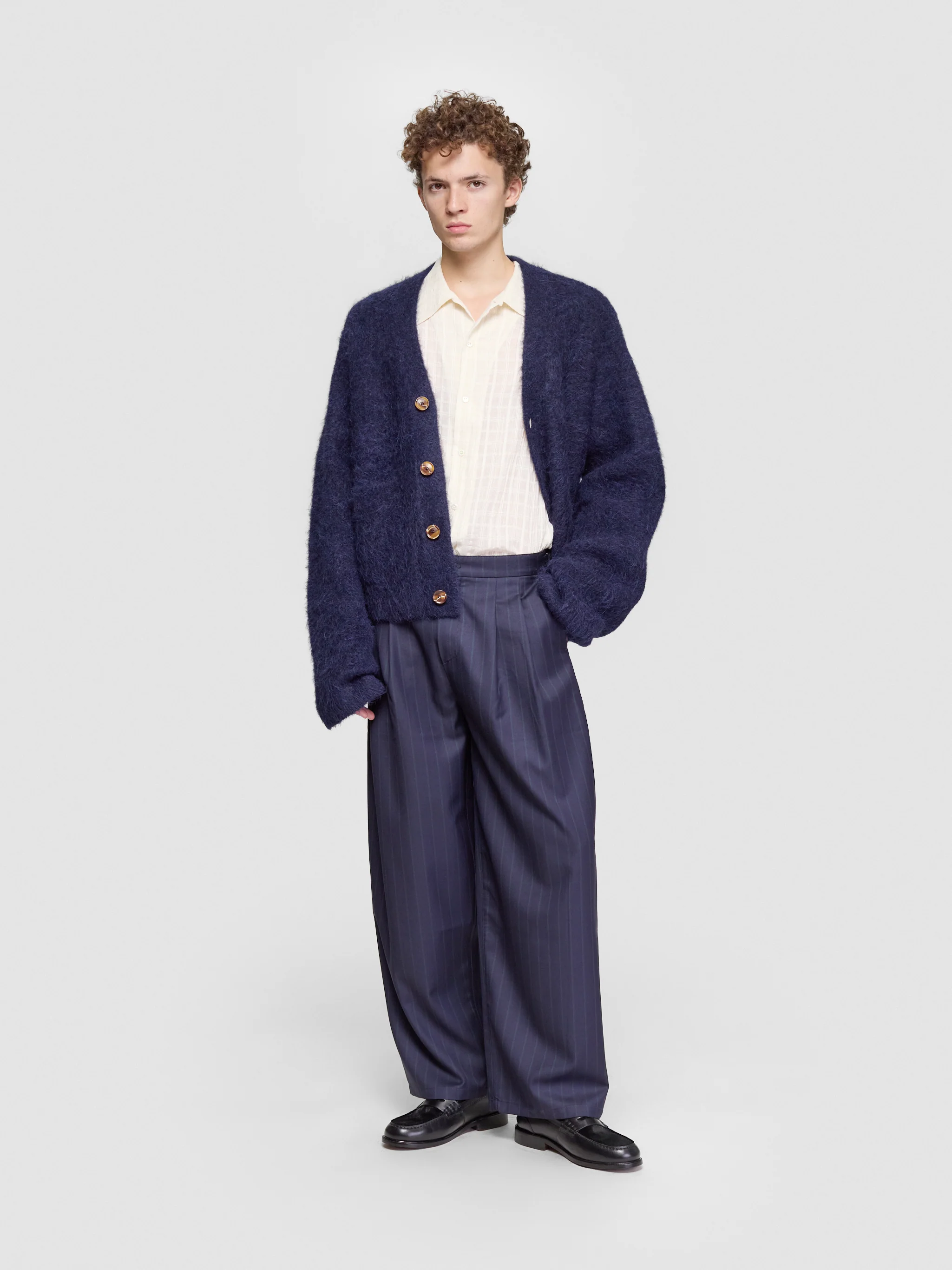 Craft James Loafers in Black - Image 2