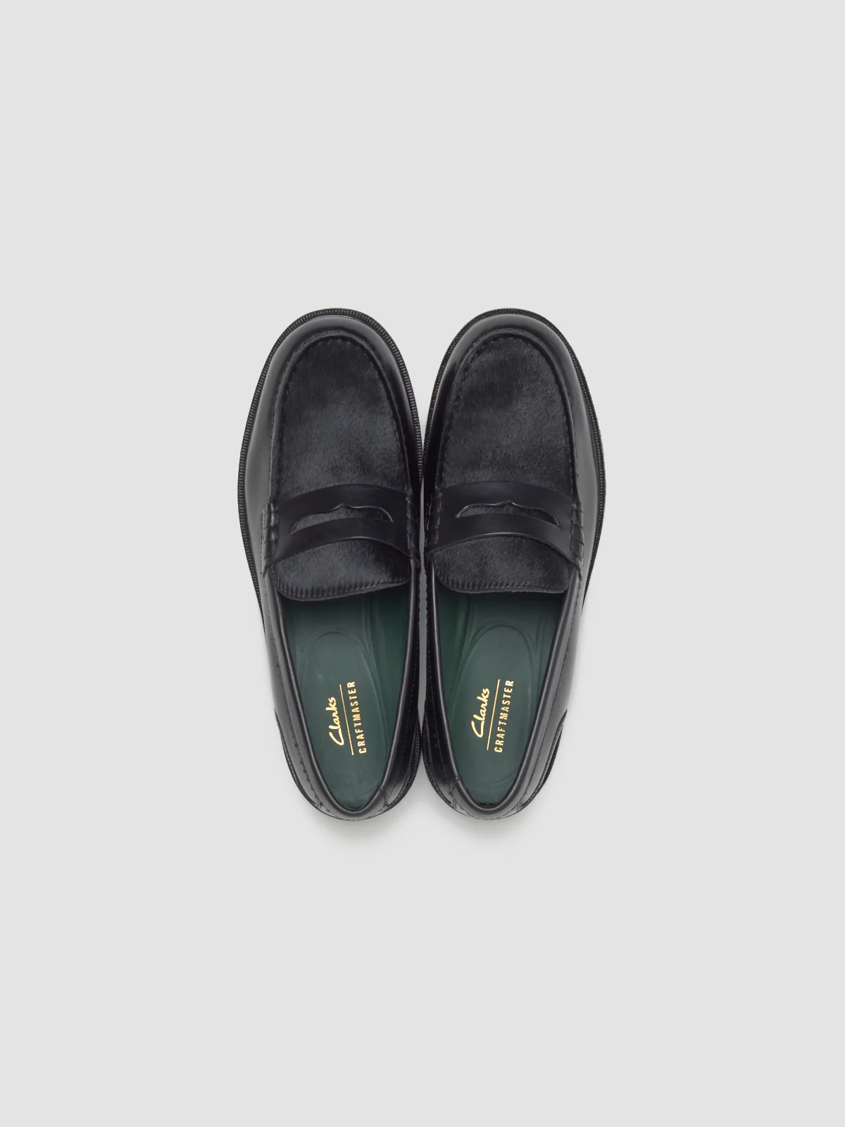 Craft James Loafers in Black - Image 4