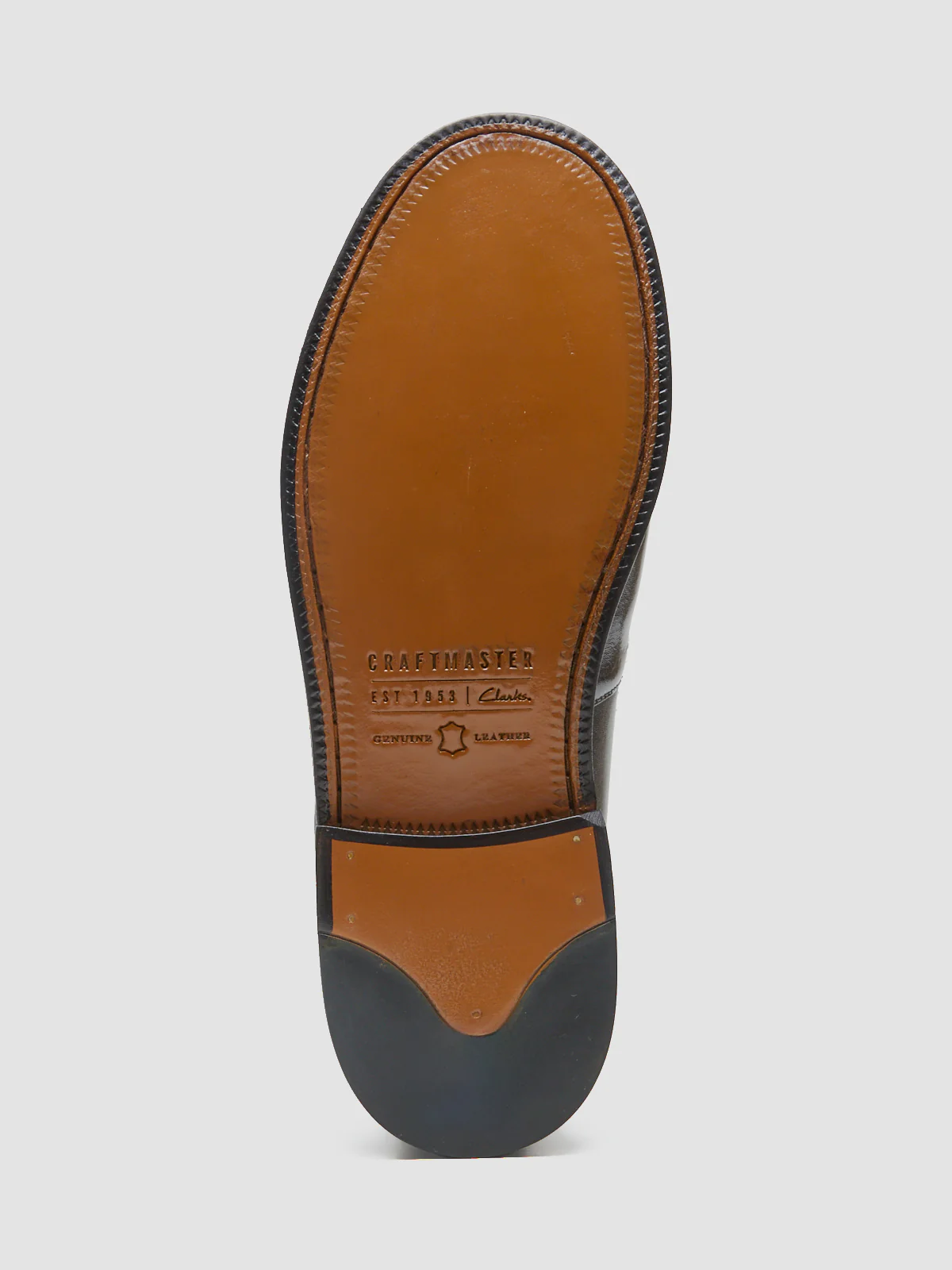 Craft James Loafers in Black - Image 6