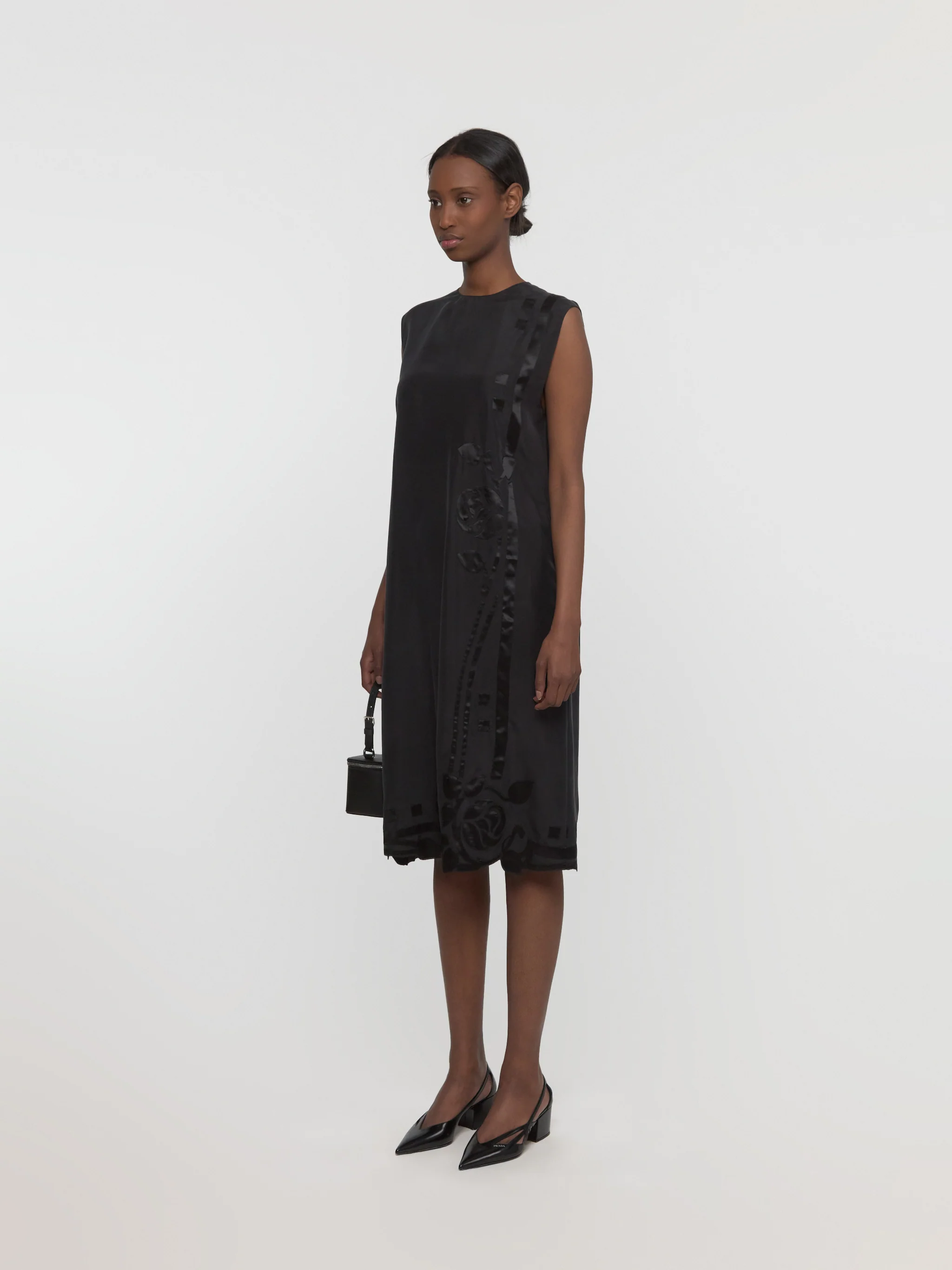 Dress with Embroidery in Black - Image 4