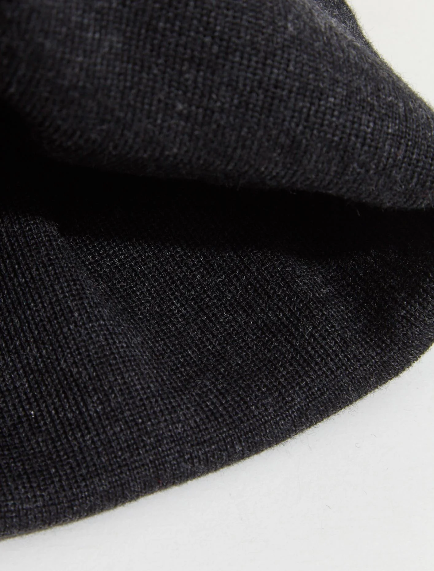 Fine Knit Merino Wool Beanie in Anthracite - Image 4