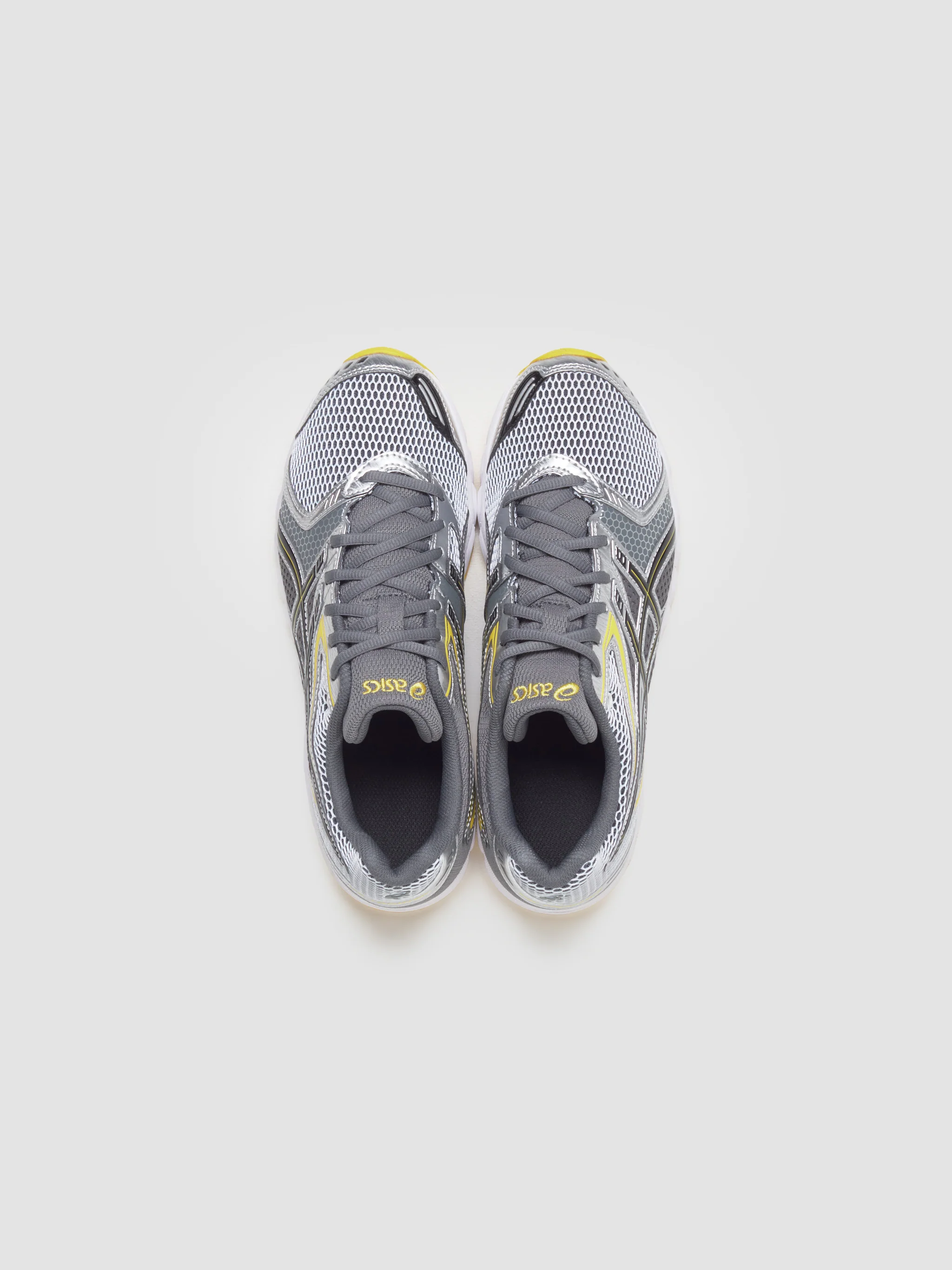 GEL-DS TRAINER 14 Sneaker in White & Tai-Chi Yellow - Image 3