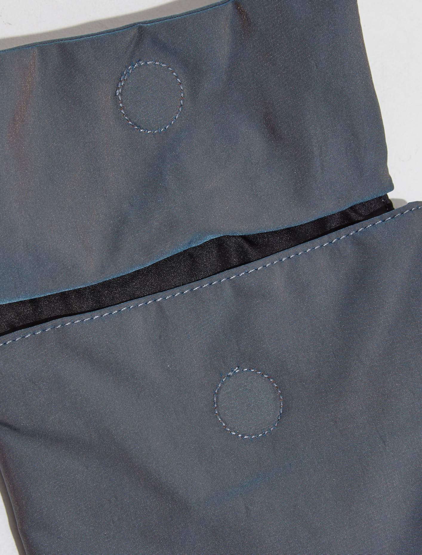 Ghosting Pouch in Sea - Image 3