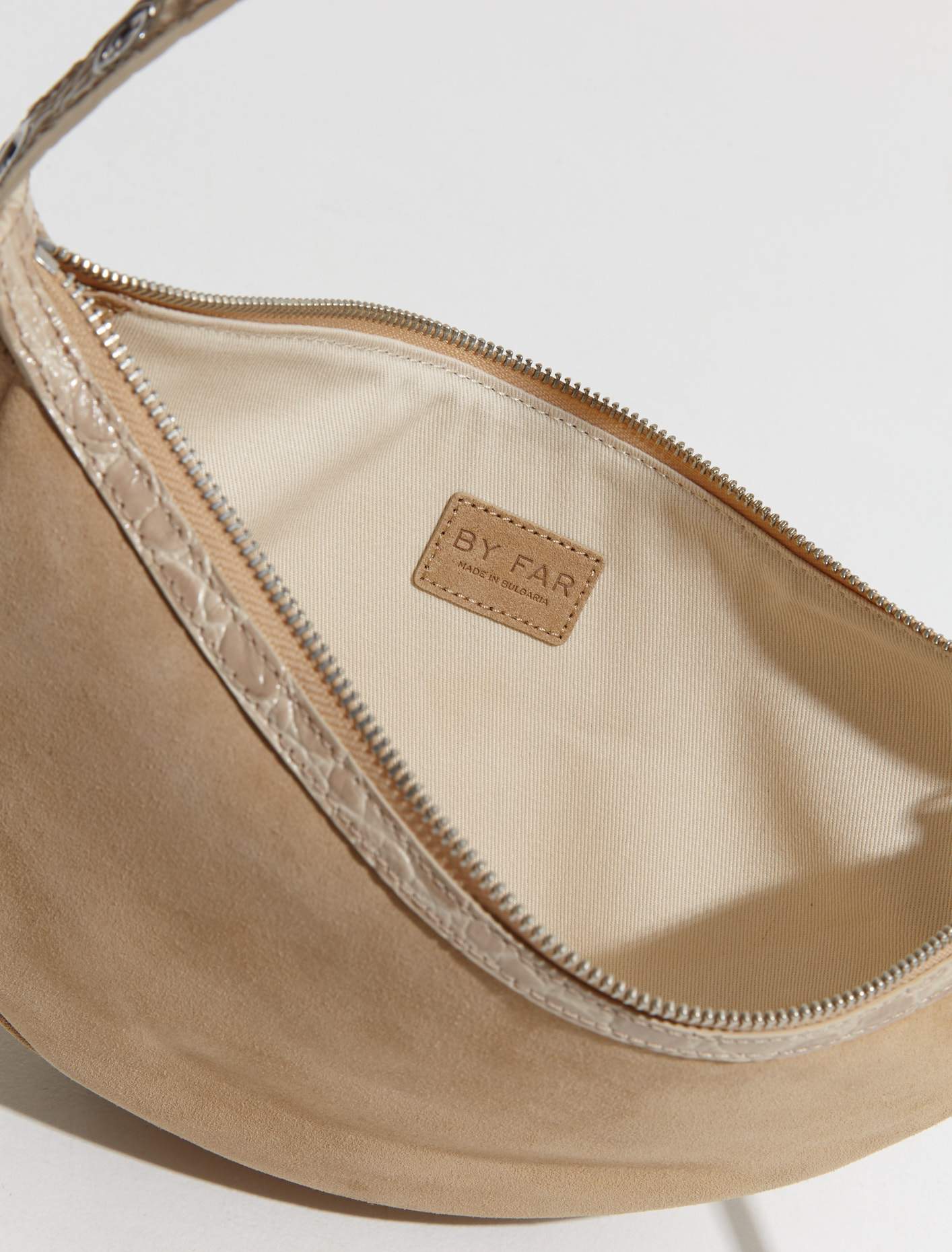 Gib Croco and Suede Leather Bag in Kraft - Image 4