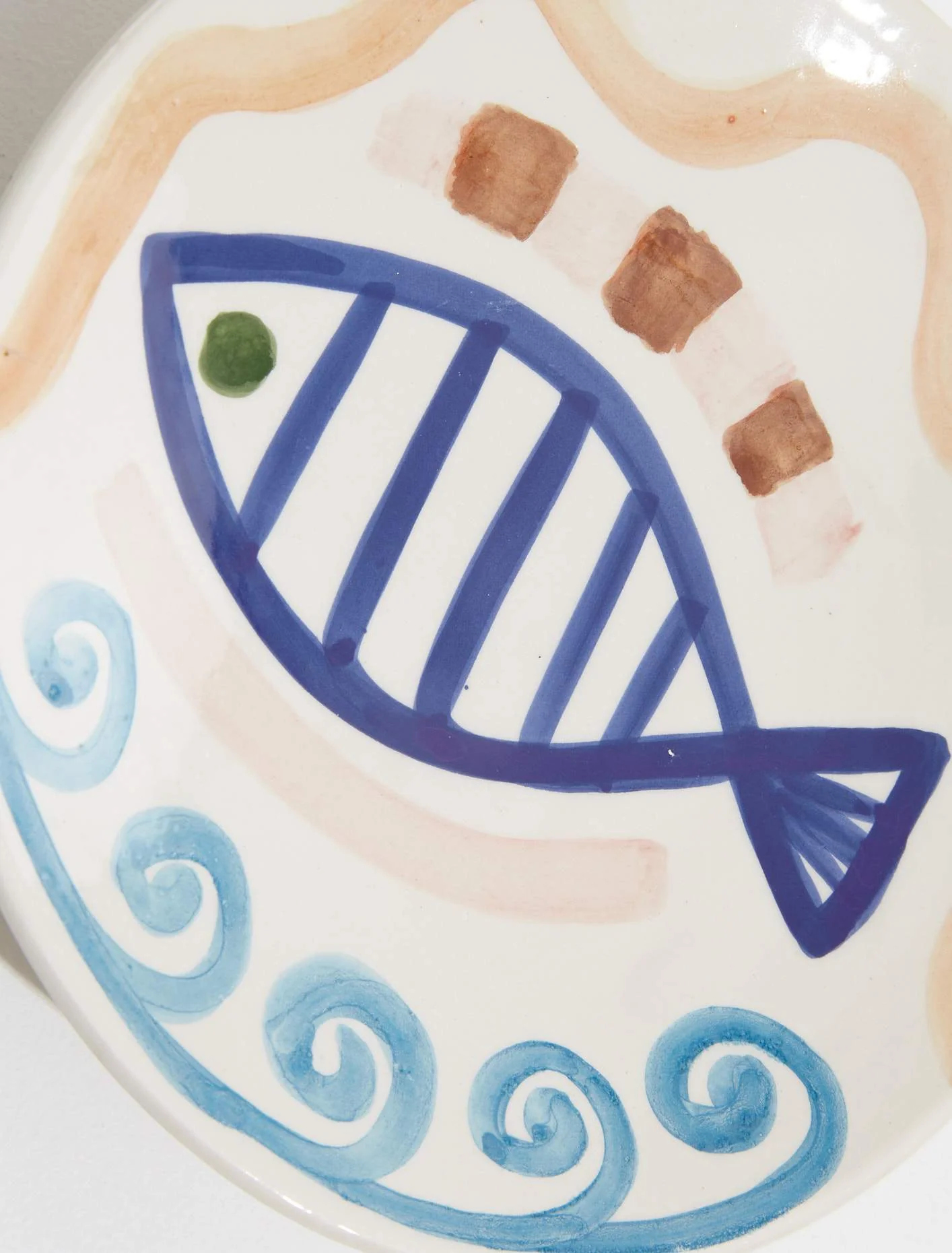 Handpainted Plate "A la Plage Fish" - Image 3