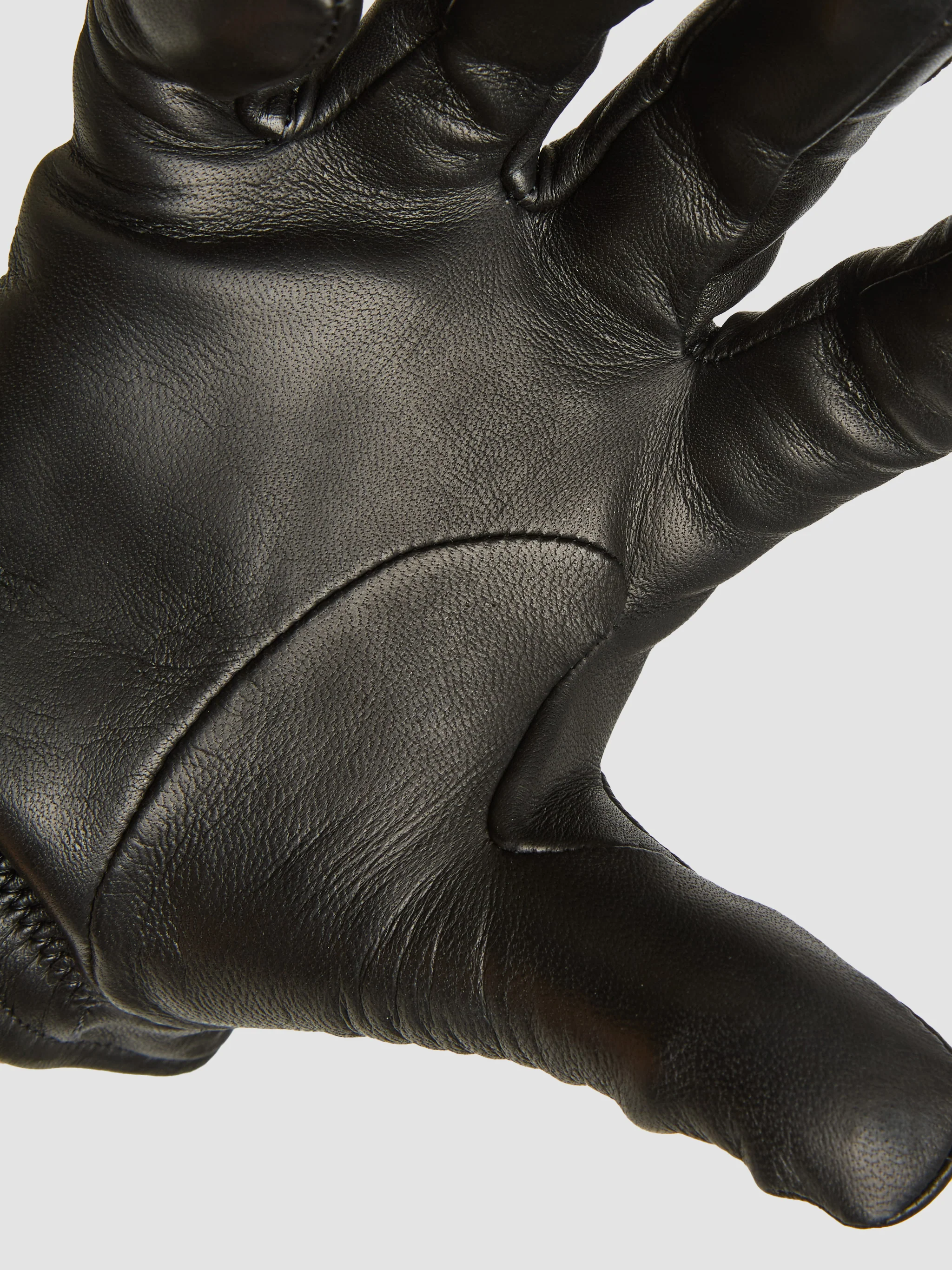 His Gloves in Black Leather - Image 3