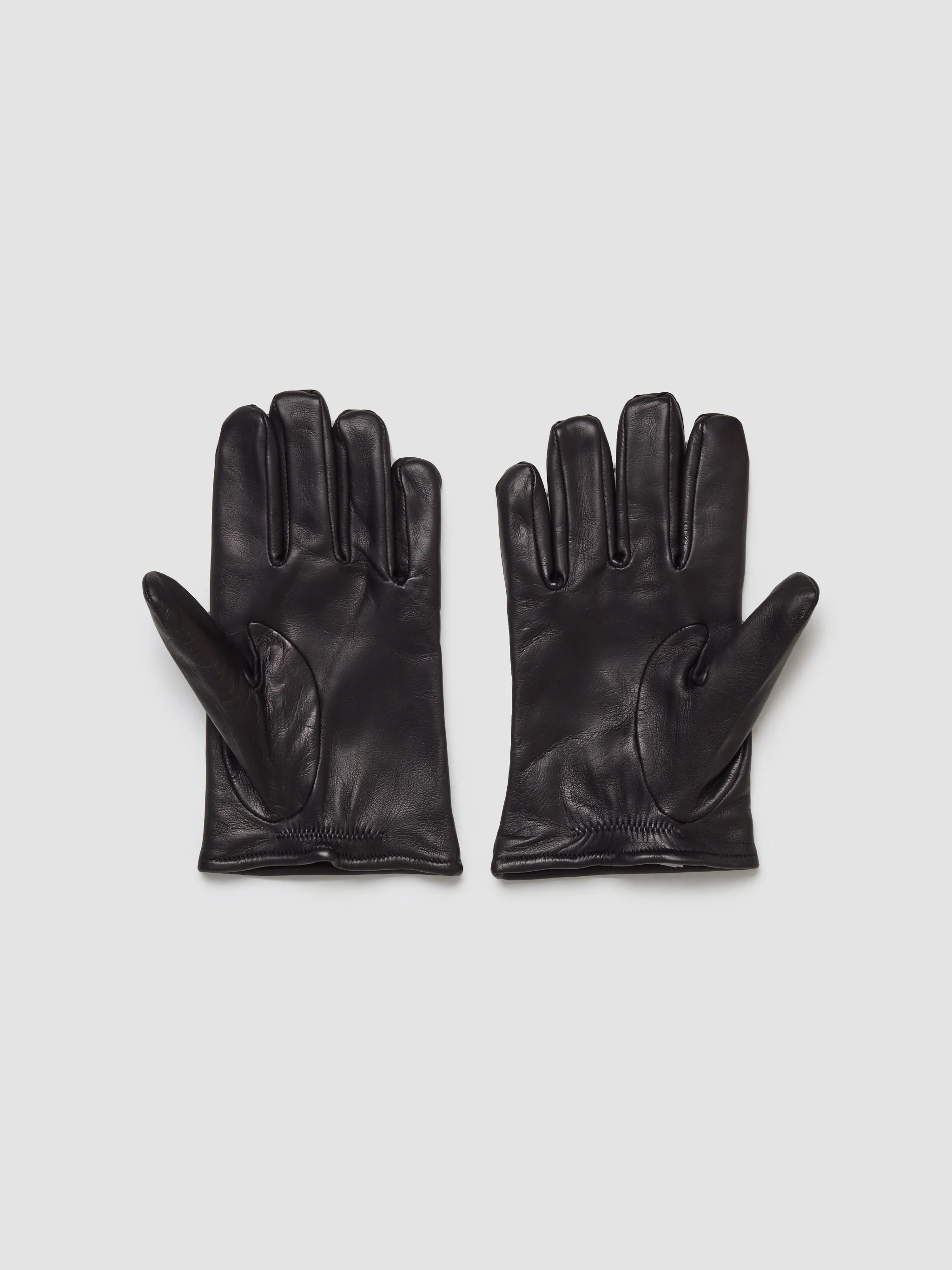 His Gloves in Black Leather - Image 4