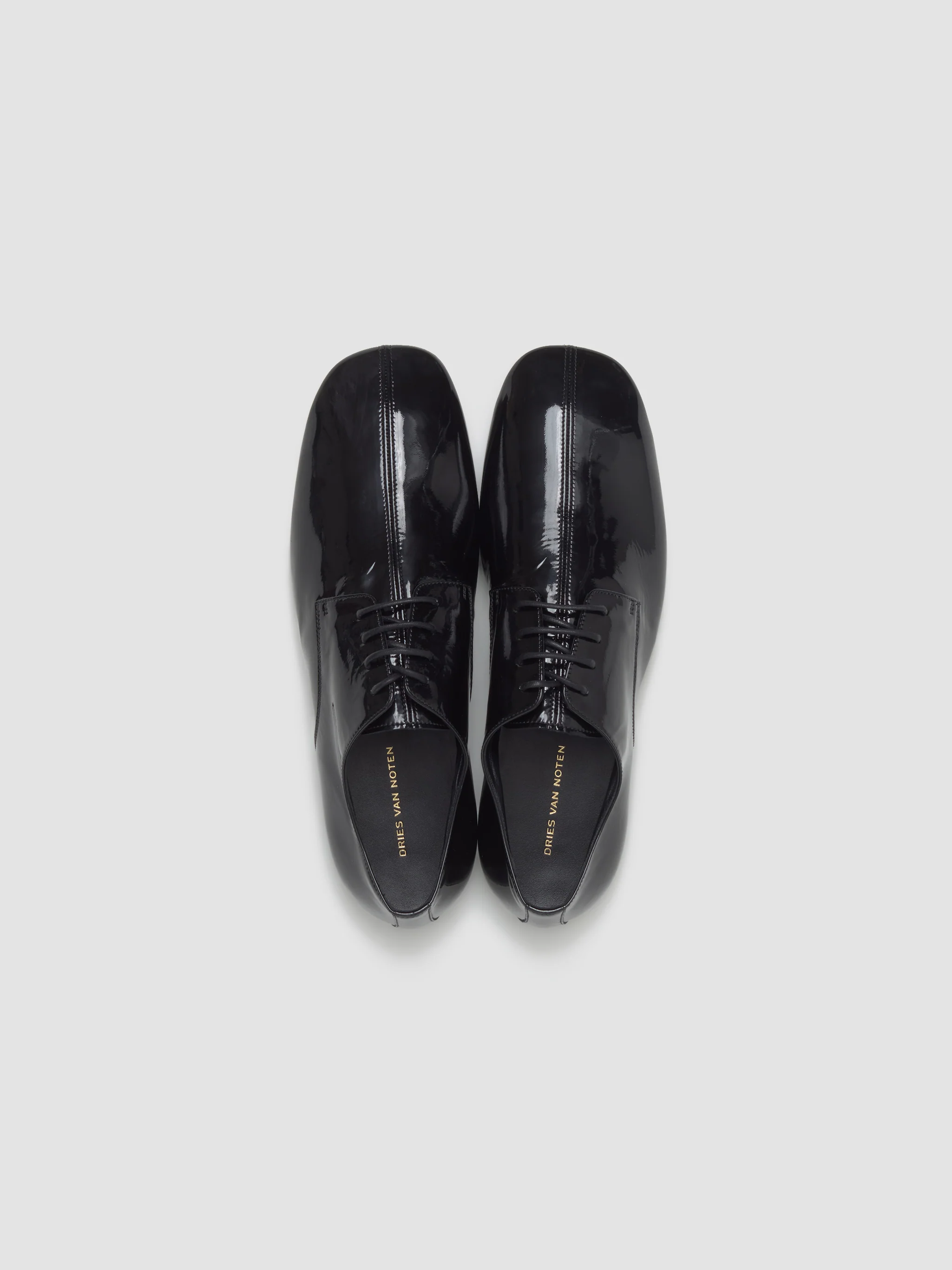 Lace-Up Oxford Shoes in Black - Image 3
