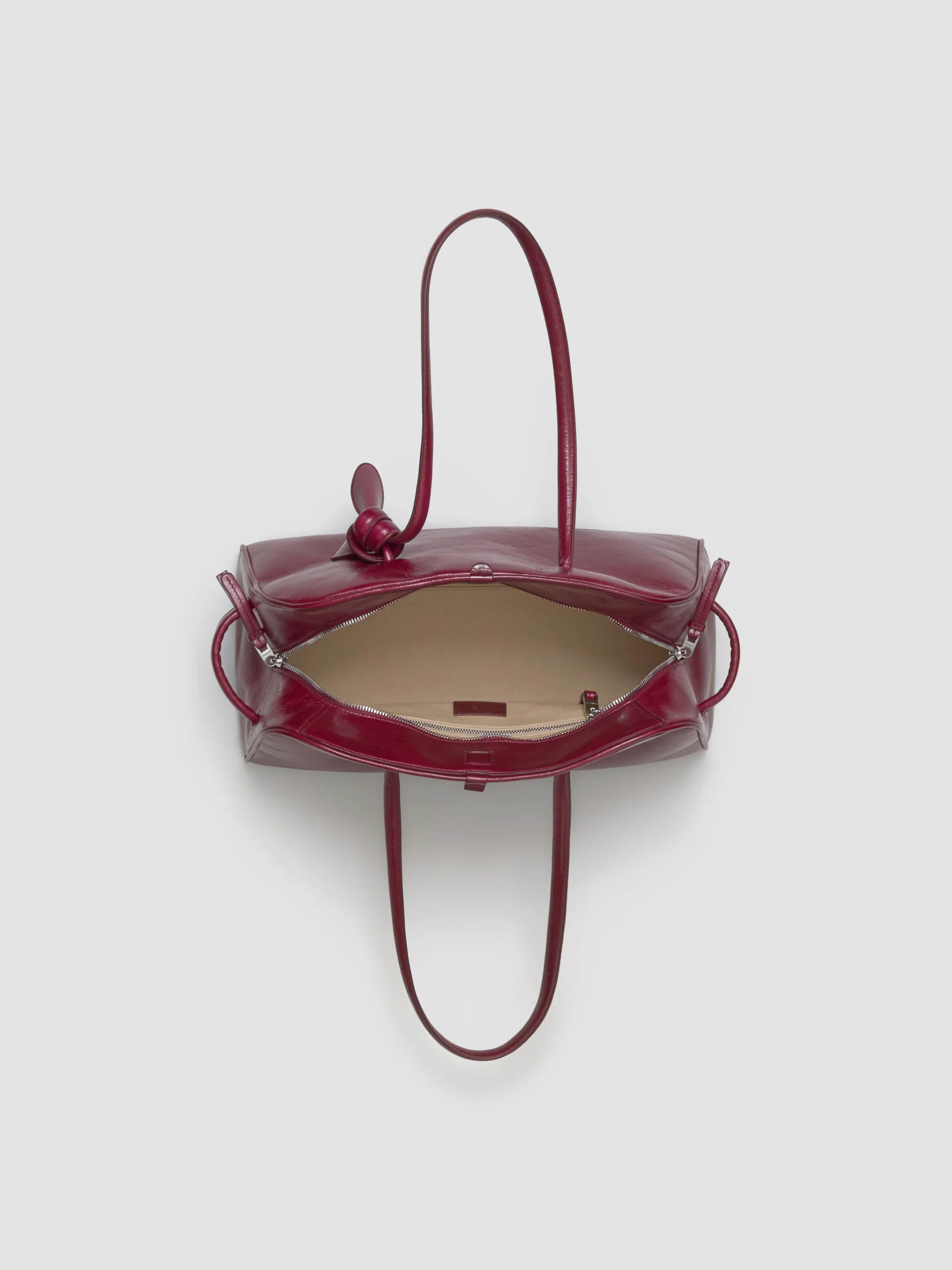 Le Turismo Bag in Burgundy - Image 4