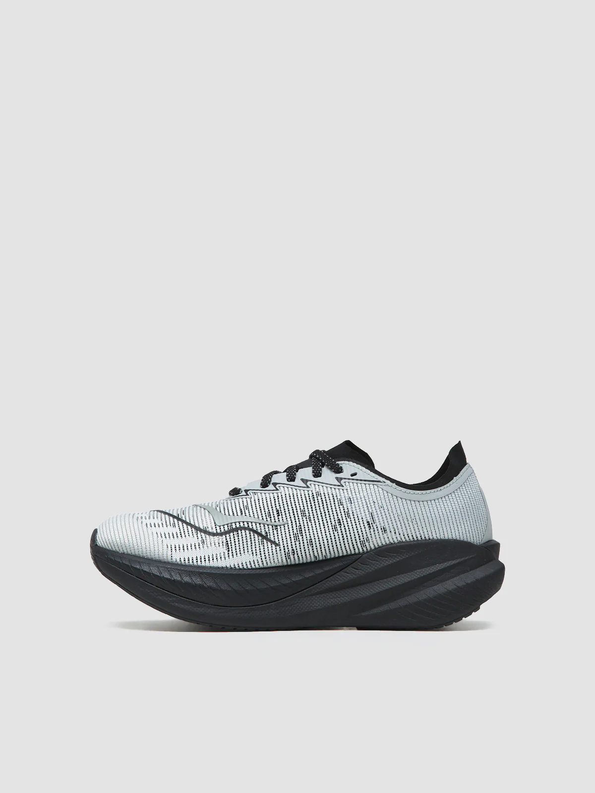 Mach X 2 Sneaker in Black & Stardust - Image 6