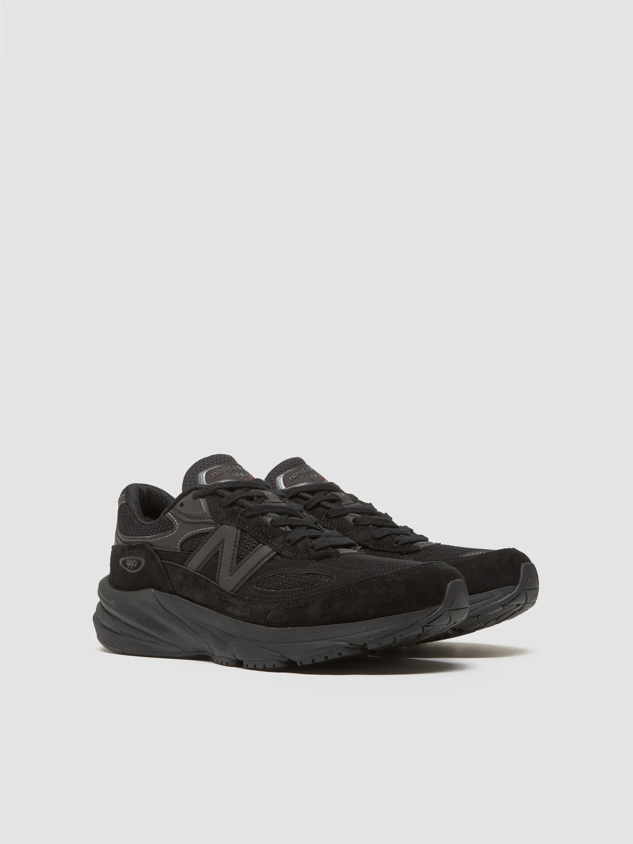 Men's 990 v6 ‘Made in USA’ Sneaker in Black - Image 2