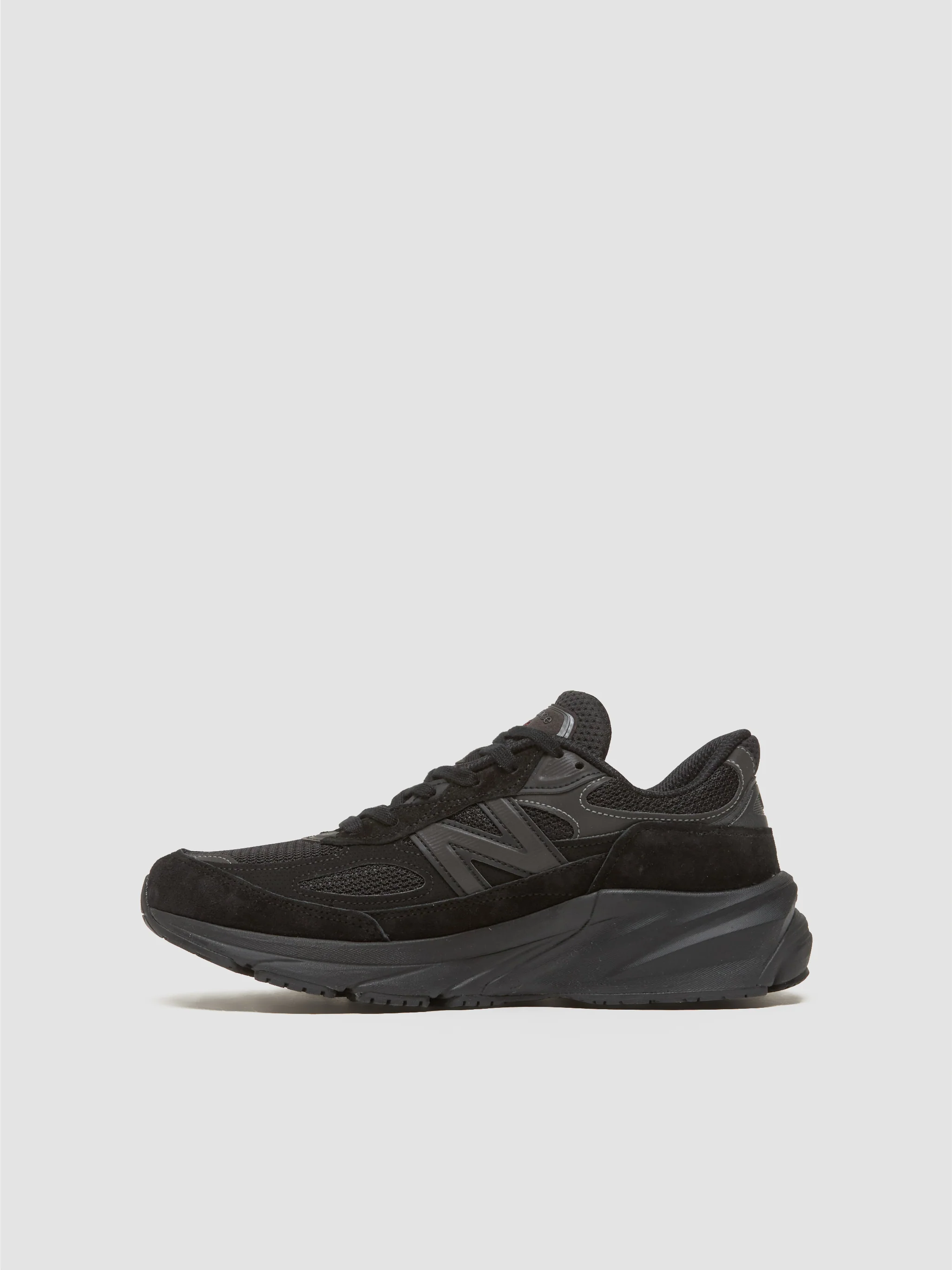 Men's 990 v6 ‘Made in USA’ Sneaker in Black - Image 6