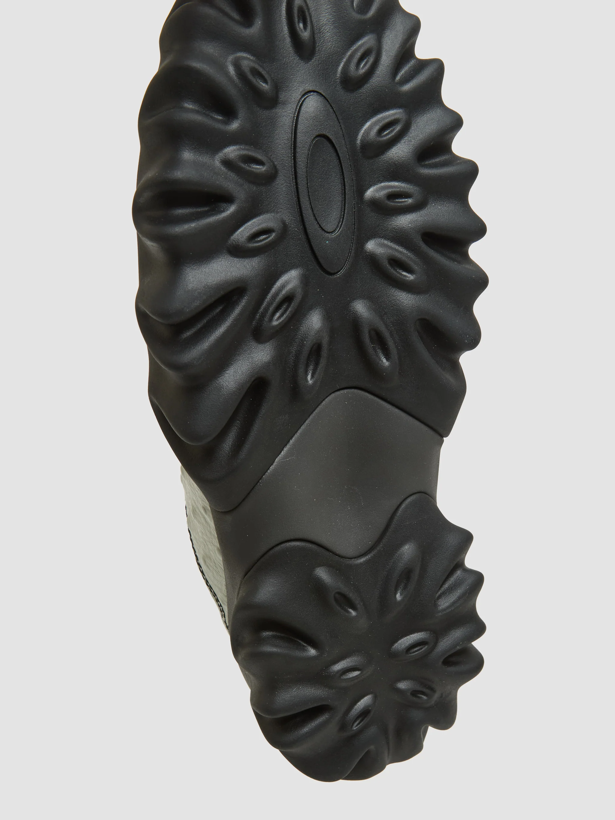 Ostrich Chop Saw Mule in White - Image 5