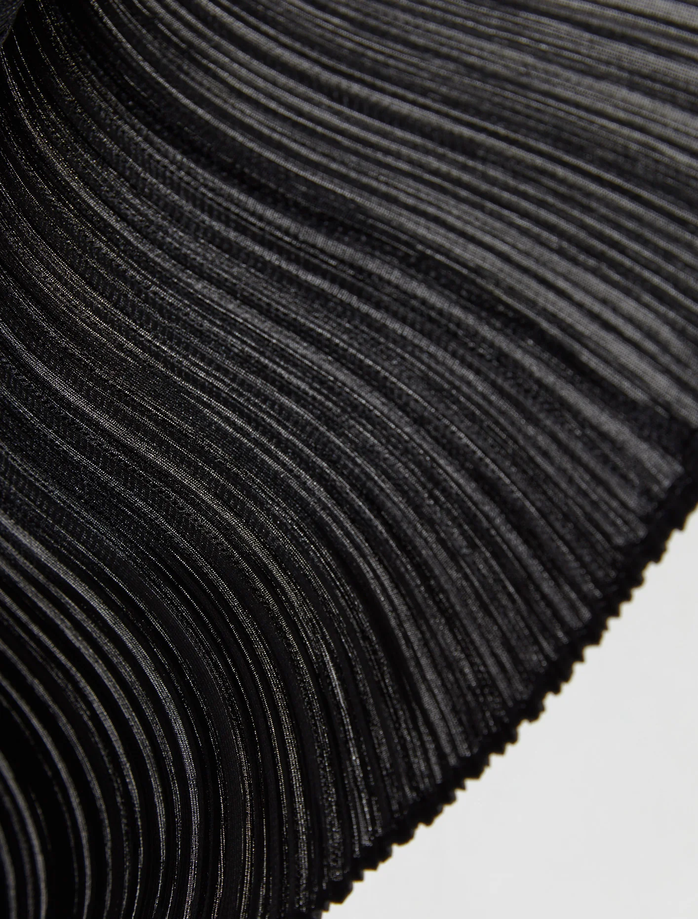 Pleated Top in Black - Image 3