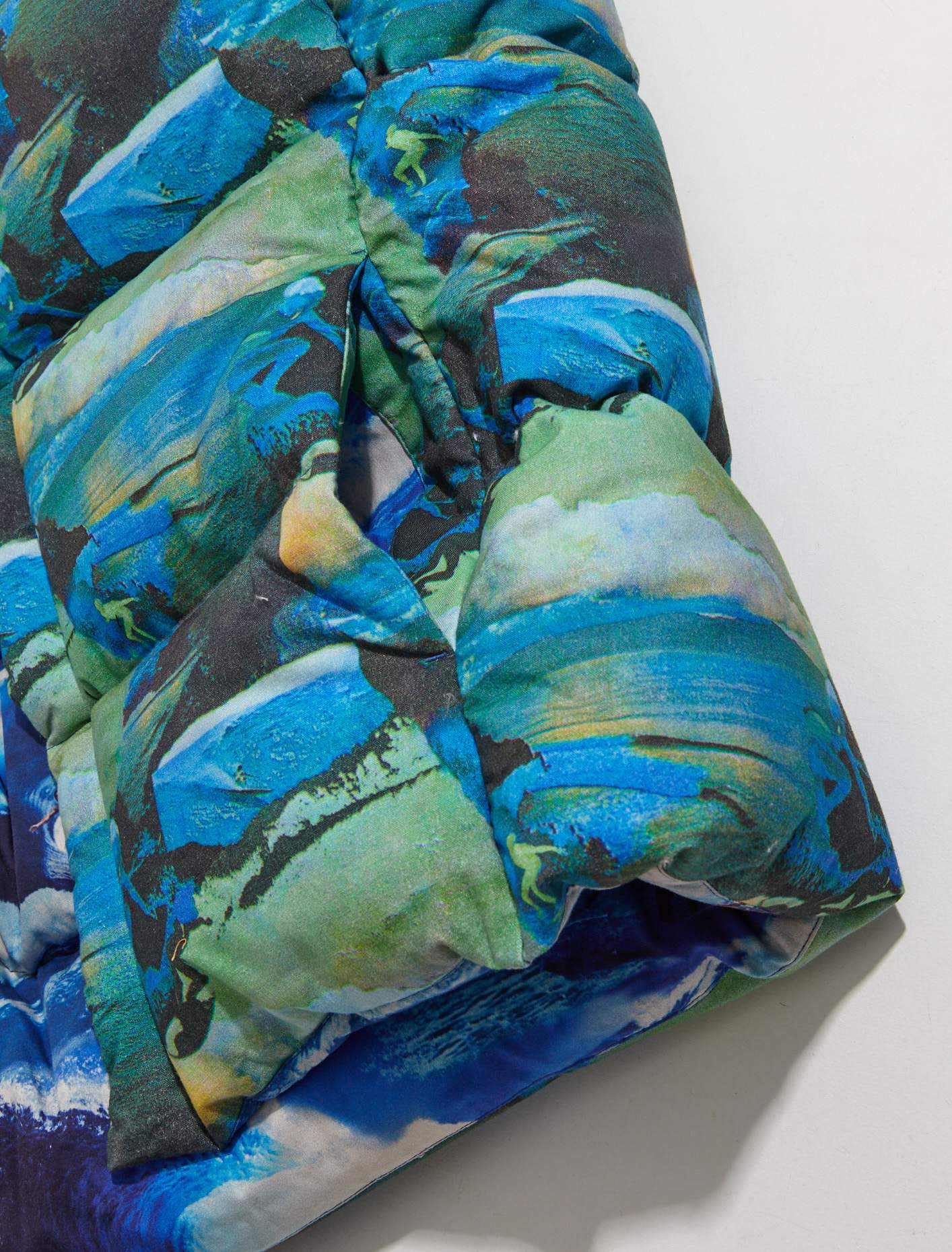 Printed Quilted Puffer Vest in Green Sunset - Image 3