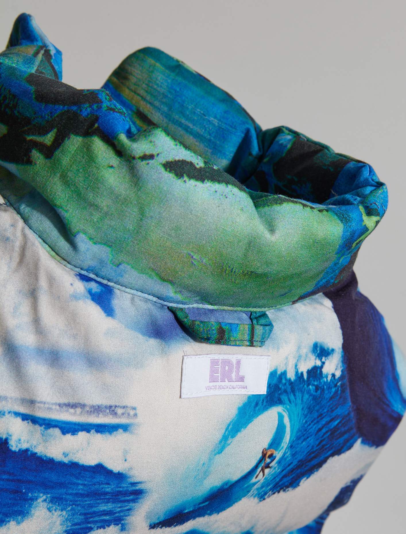 Printed Quilted Puffer Vest in Green Sunset - Image 4