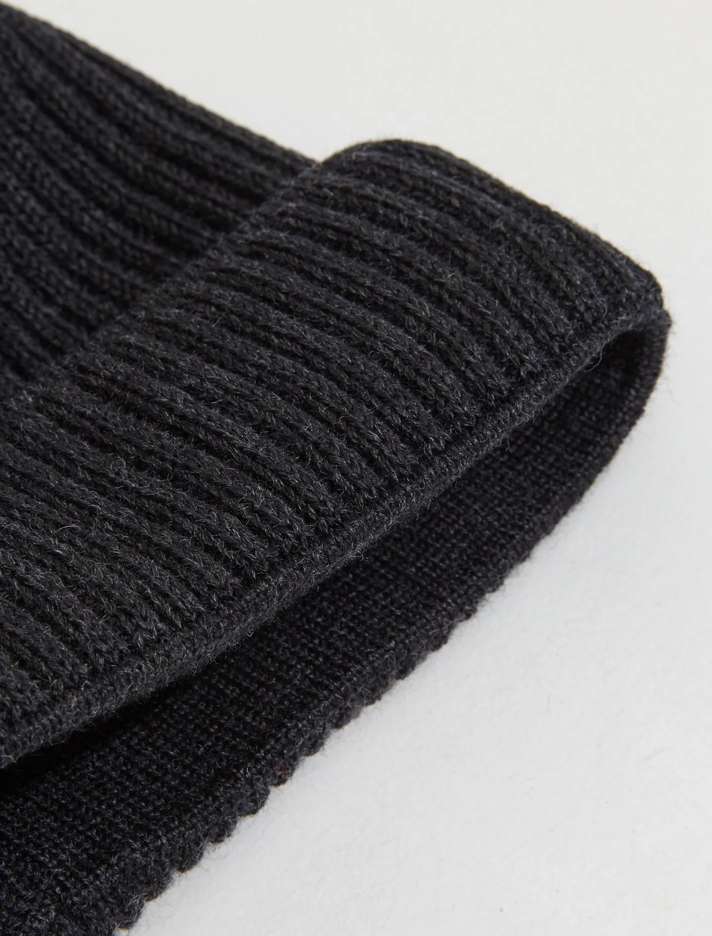 Ribbed Knit Beanie in Anthracite - Image 4