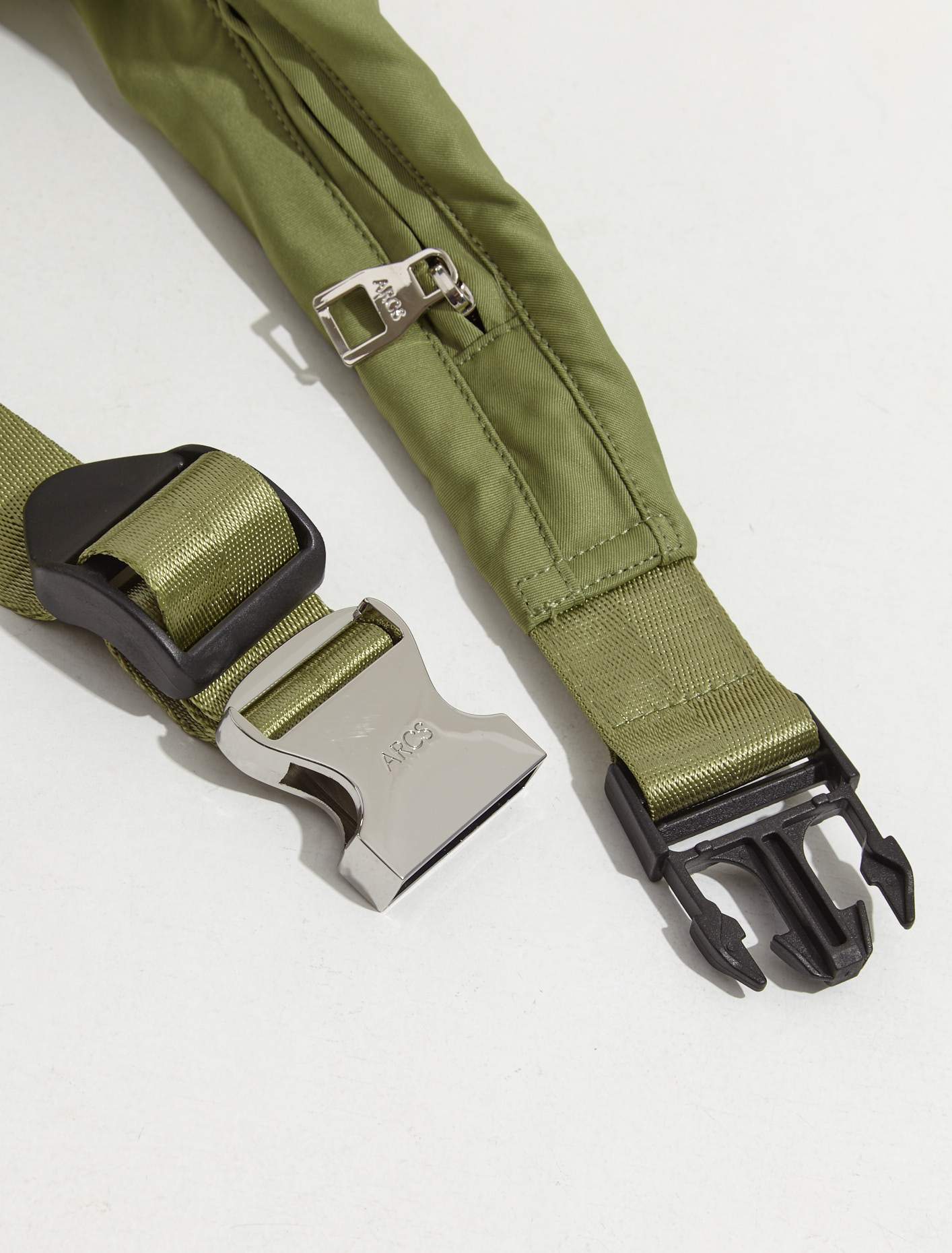 Sample Sling Bag in Moss - Image 5