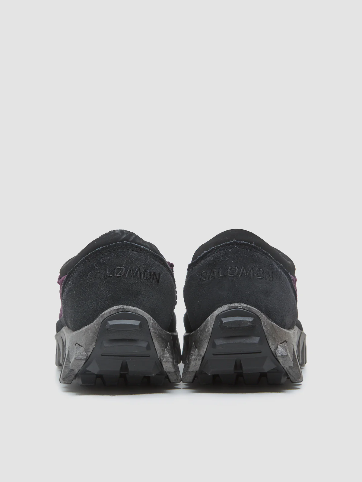 SNOWCLOG CORDUROY Sneaker in Plum & Black - Image 4