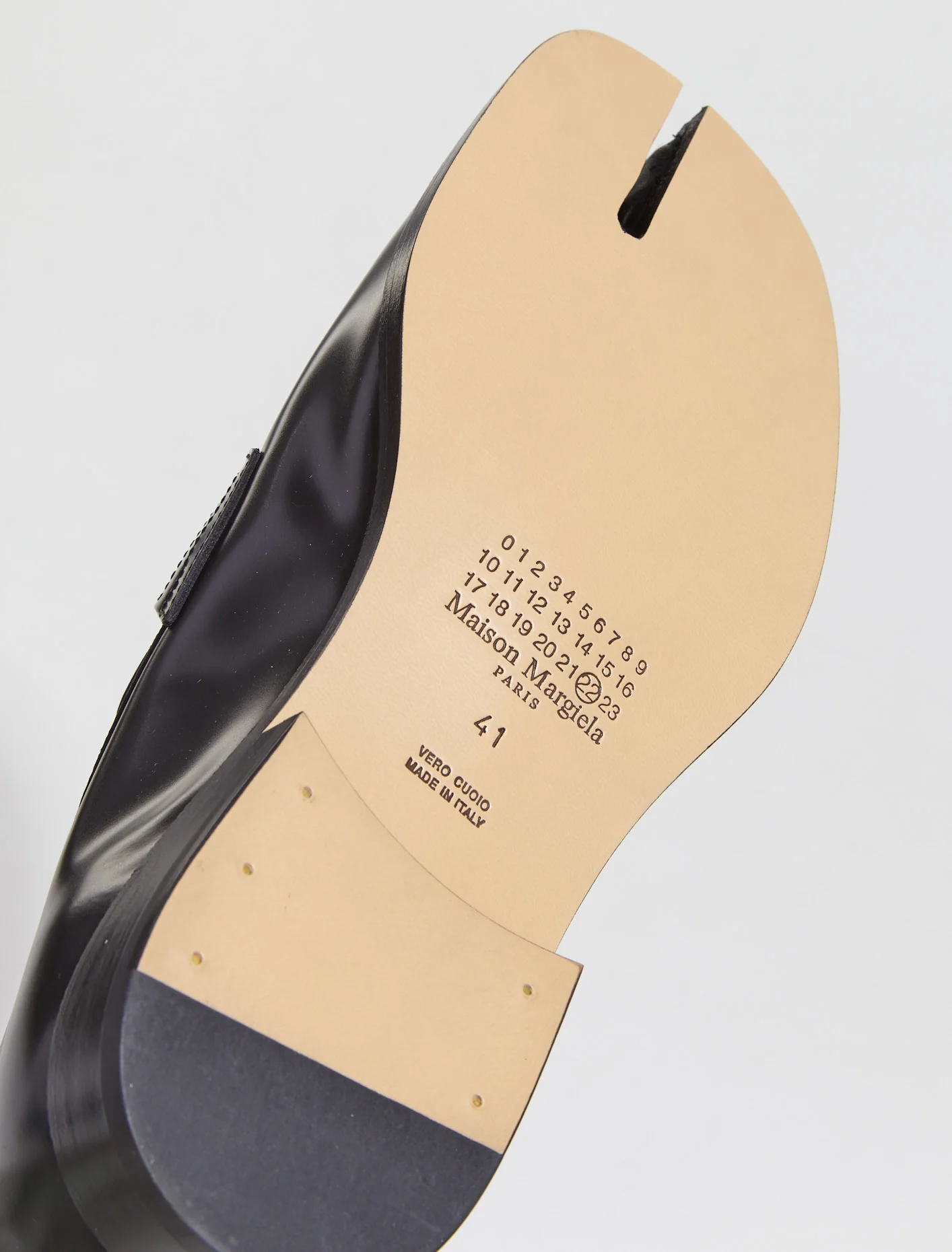 Tabi Loafers in Black - Image 5