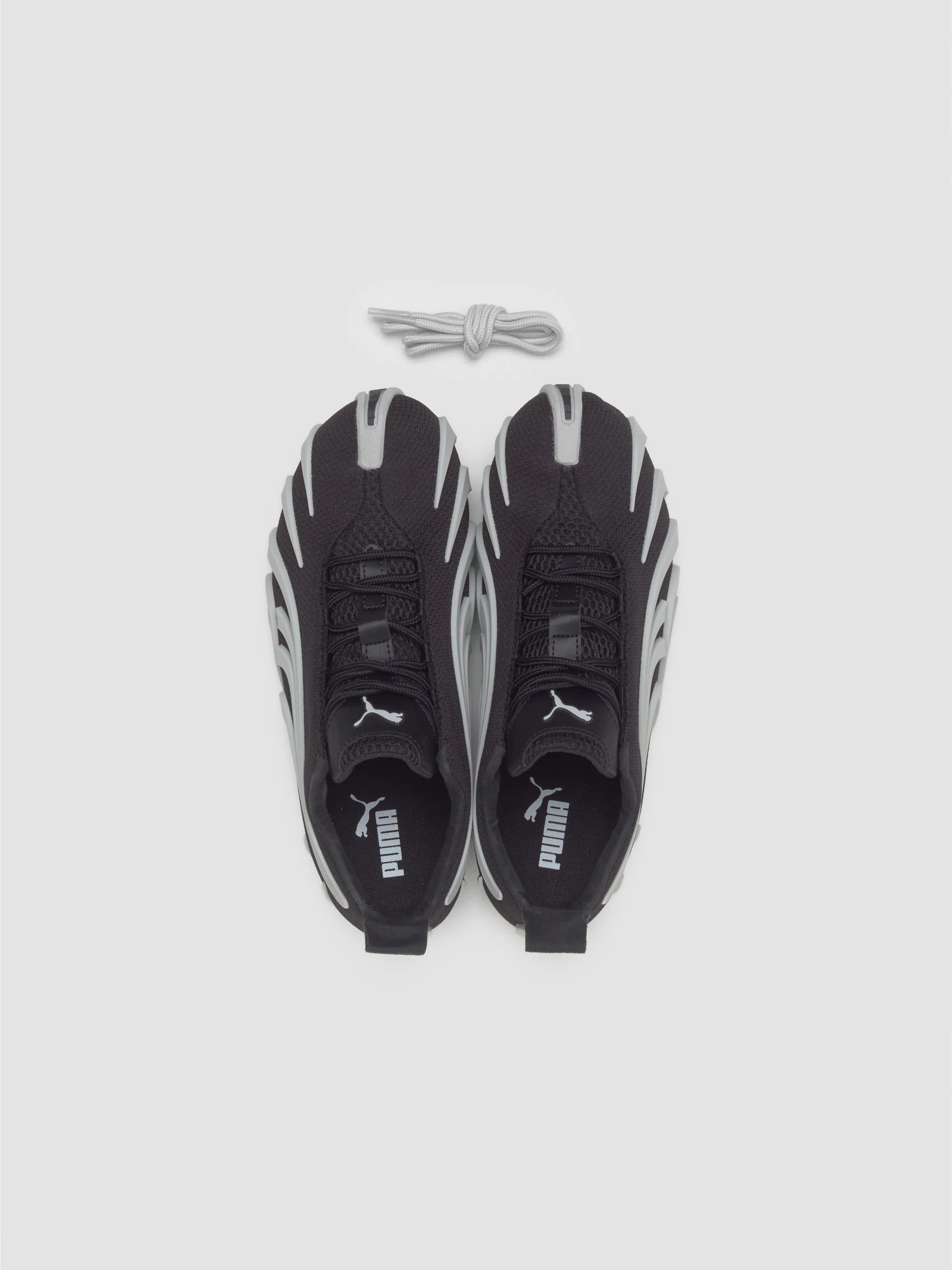 Talon OG Sneaker in Black & Flat Light Gray - Image 3