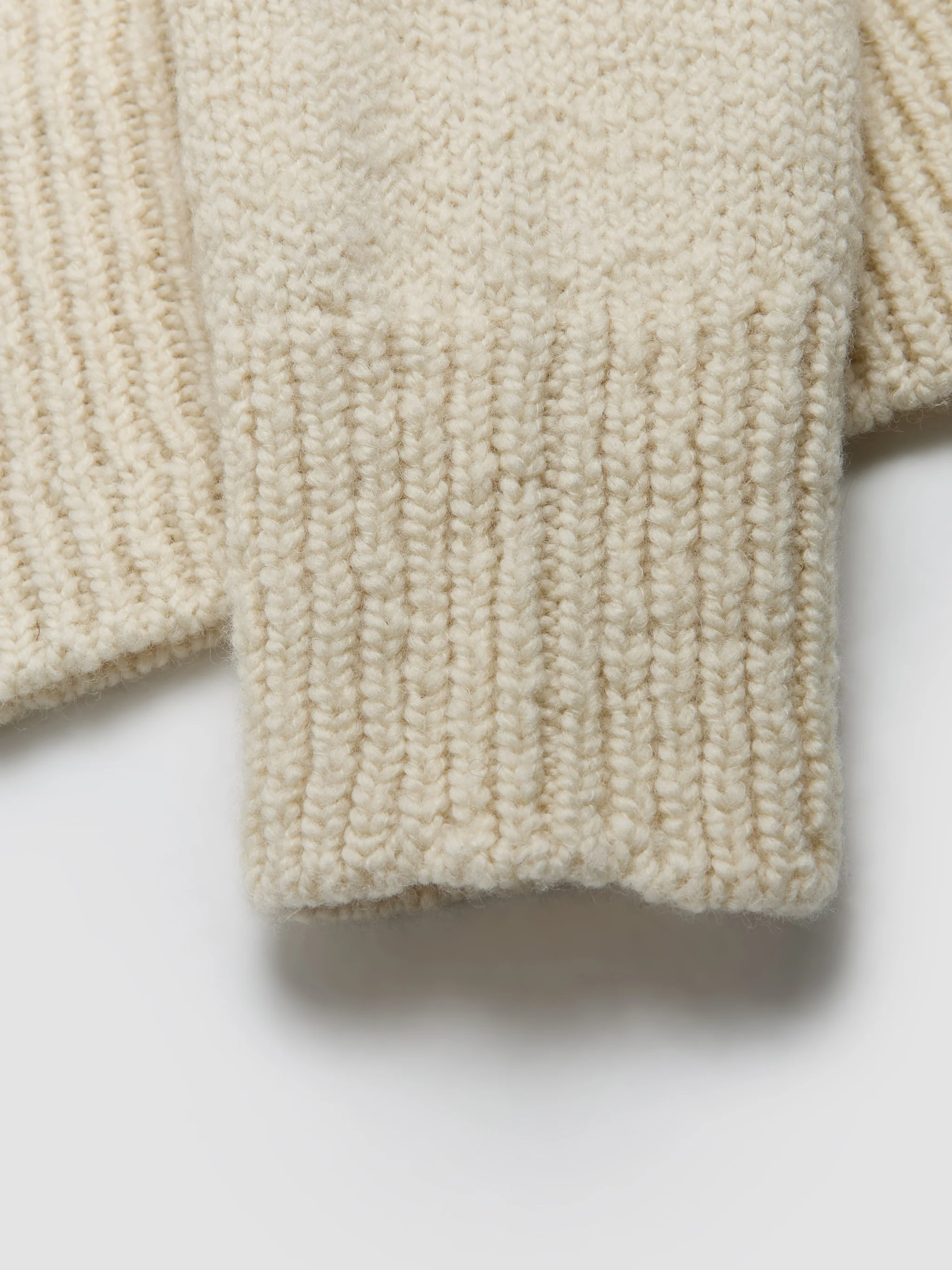 Textured Wool Cardigan in Chalk - Image 3