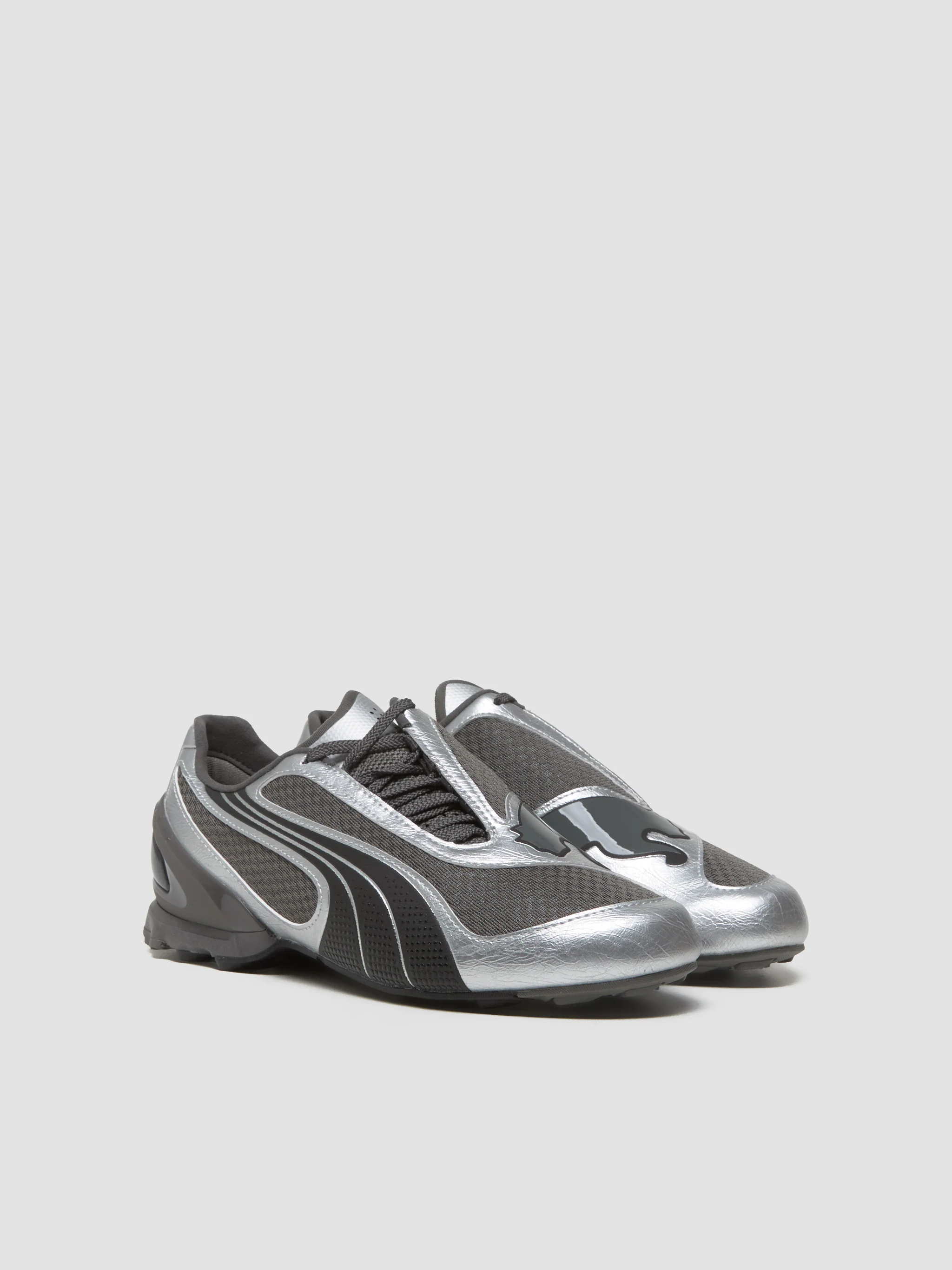 V-S1 Metallic Sneaker in Gray & Black - Image 3