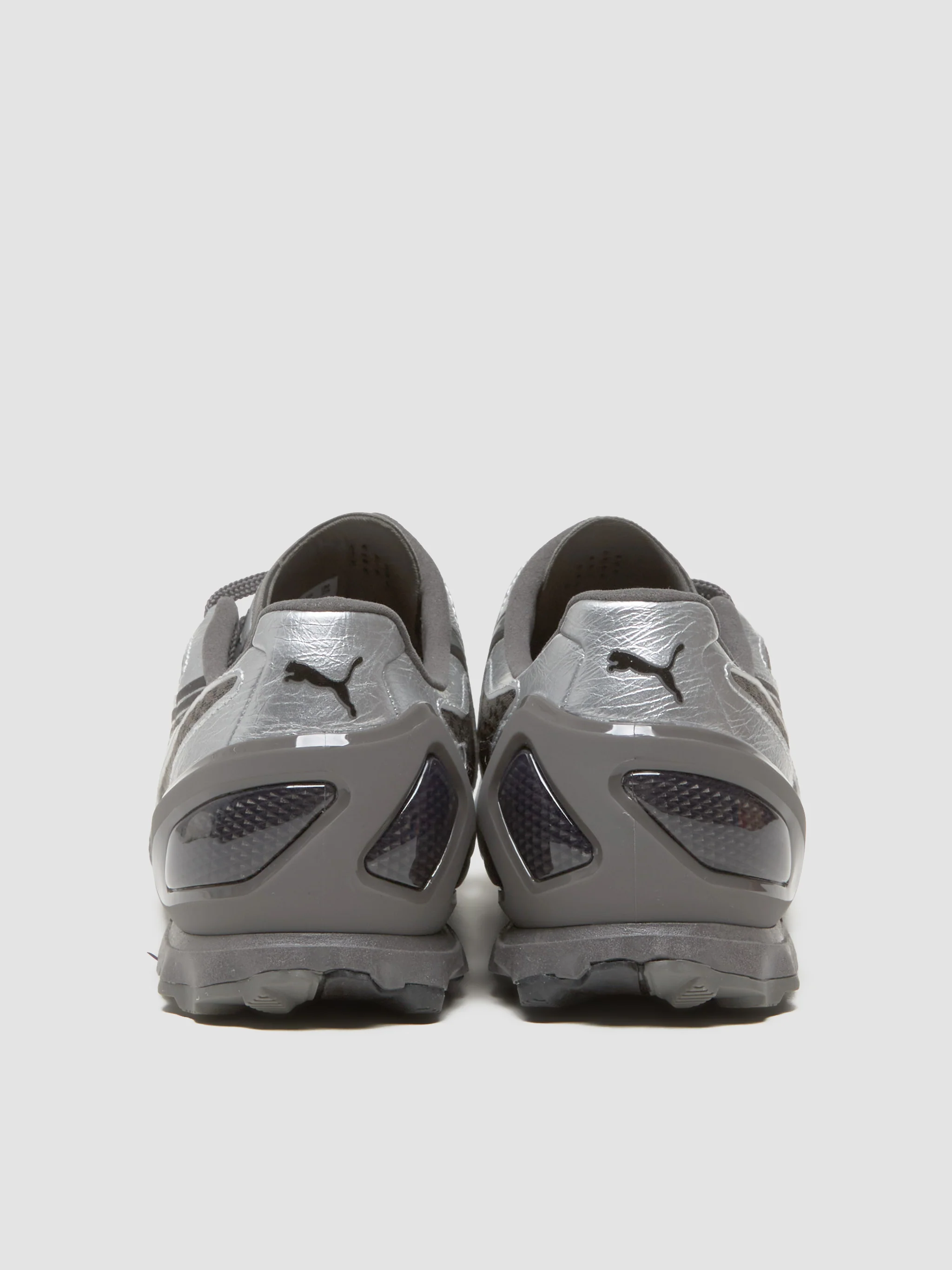 V-S1 Metallic Sneaker in Gray & Black - Image 5