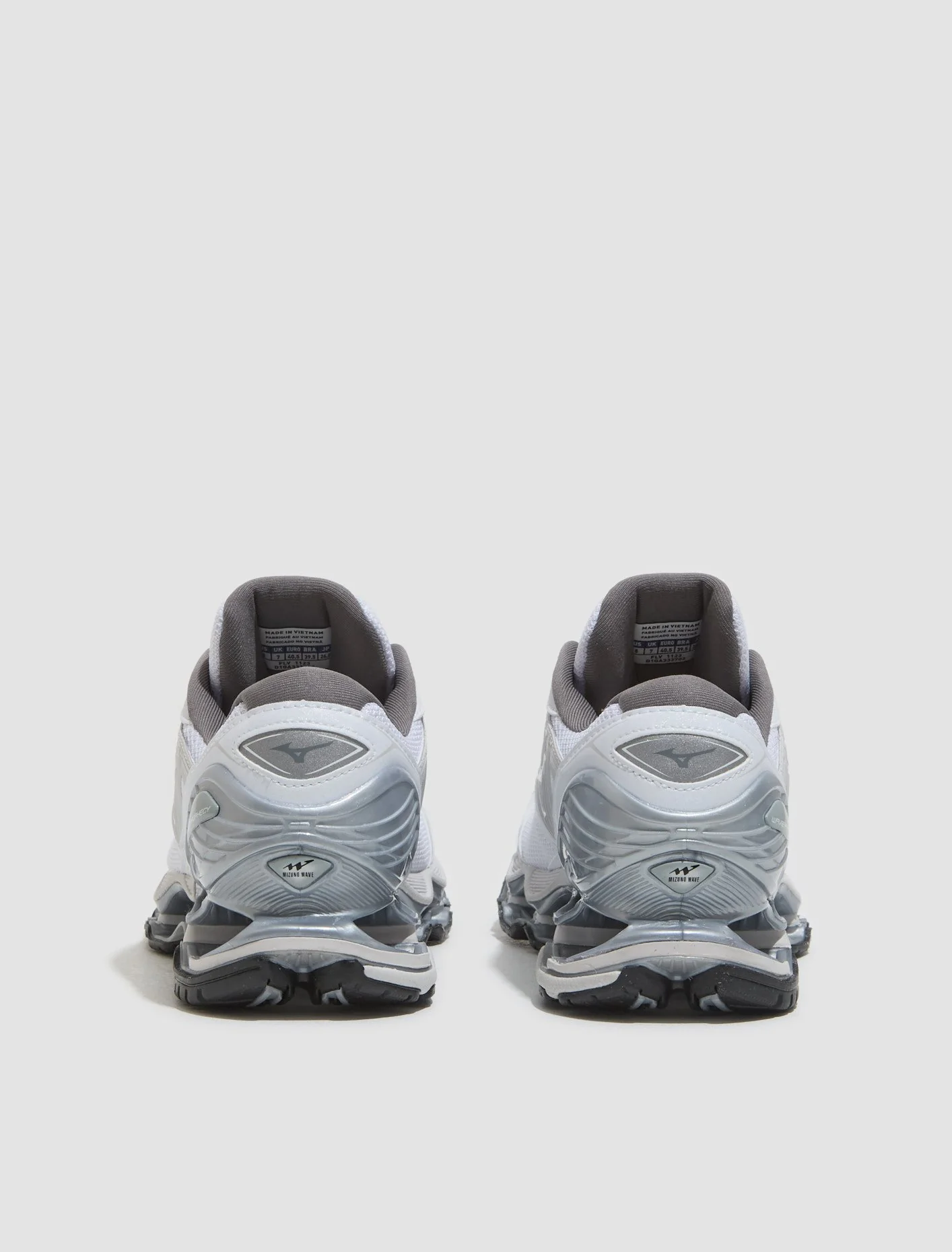 Wave Prophecy LS Sneaker in White - Image 4