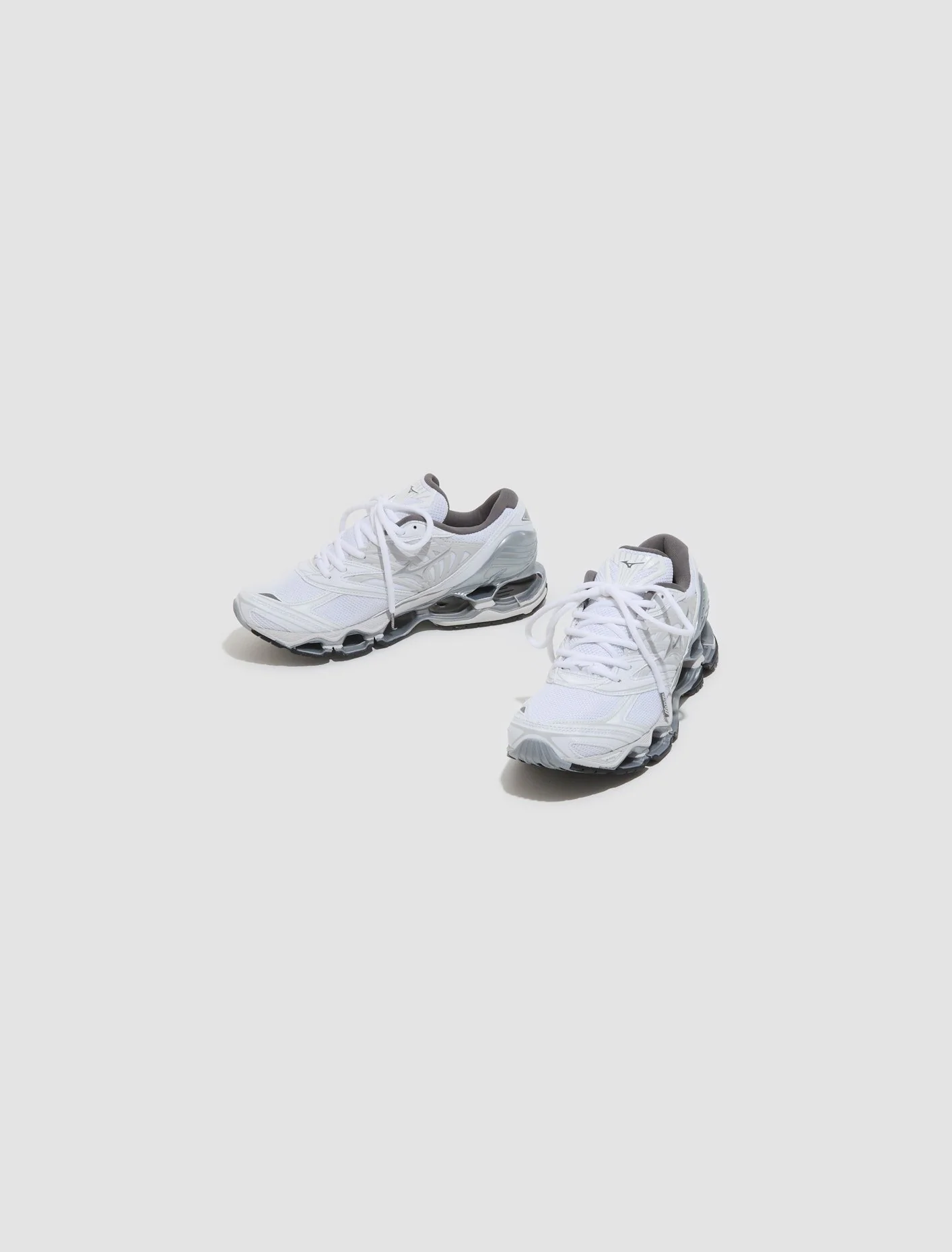Wave Prophecy LS Sneaker in White - Image 6
