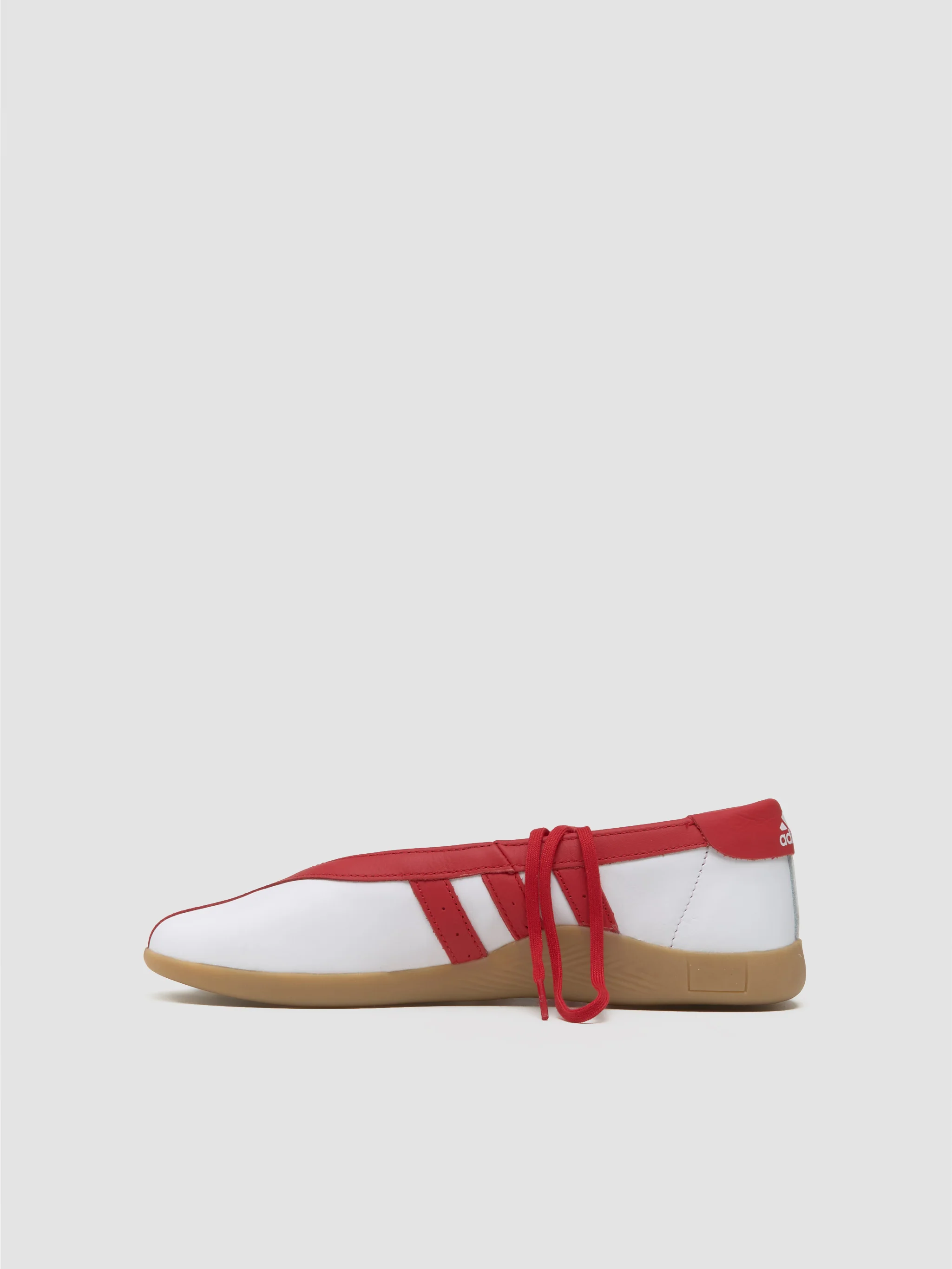 WMNS Taekwondo Mei Ballet Sneaker in White & Better Scarlet - Image 6