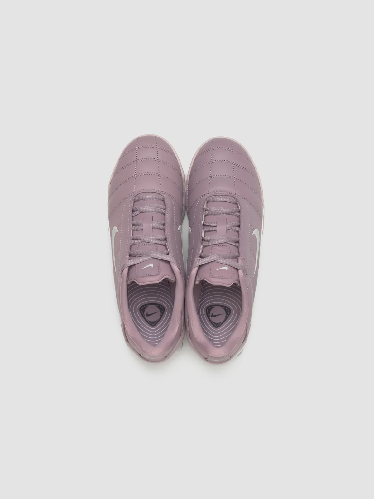 WMNS Total 90 Shox Magia Sneaker in Taupe Grey & Metallic Silver - Image 3