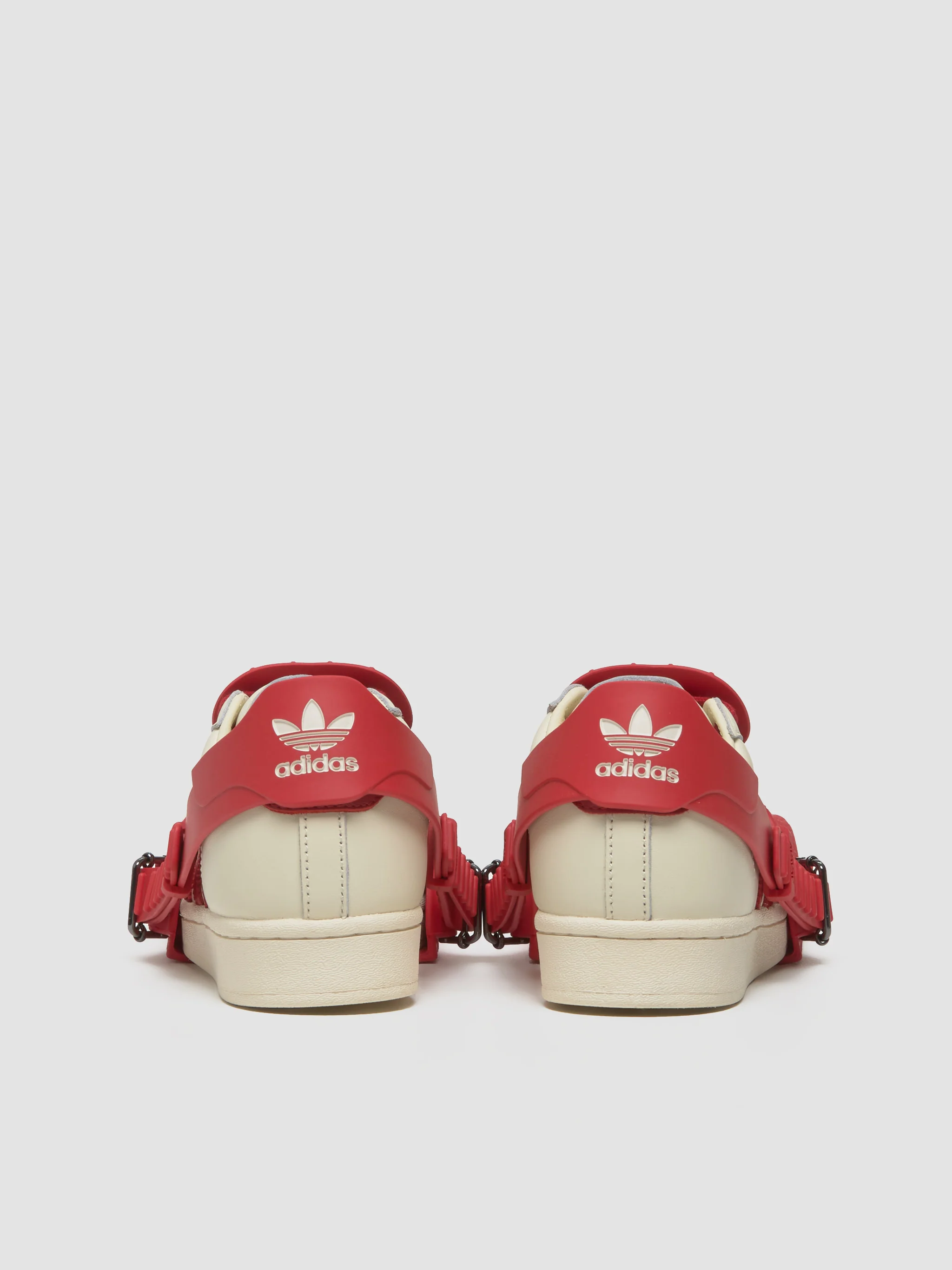 x Avavav Superfinger Superstar Sneaker in Better Scarlet & Off White - Image 4