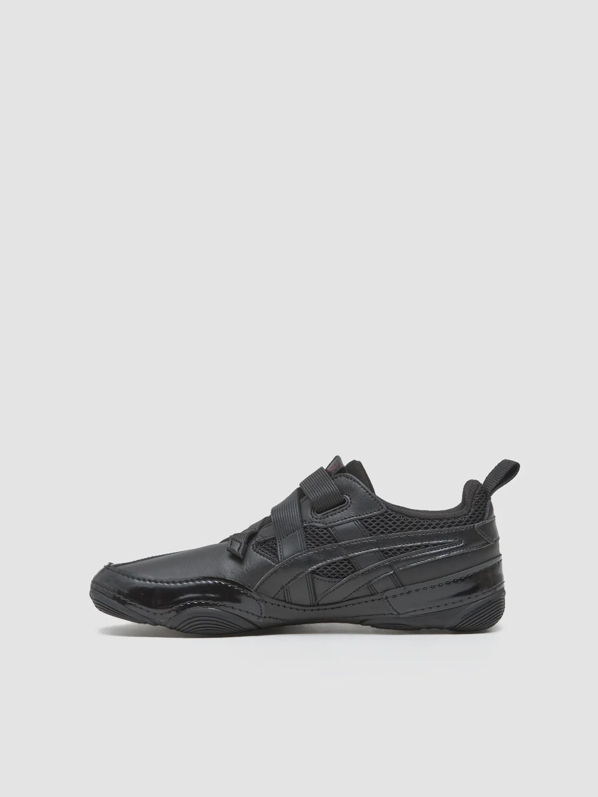 x Issey Miyake HYPER TAPING Sneaker in Black - Image 6