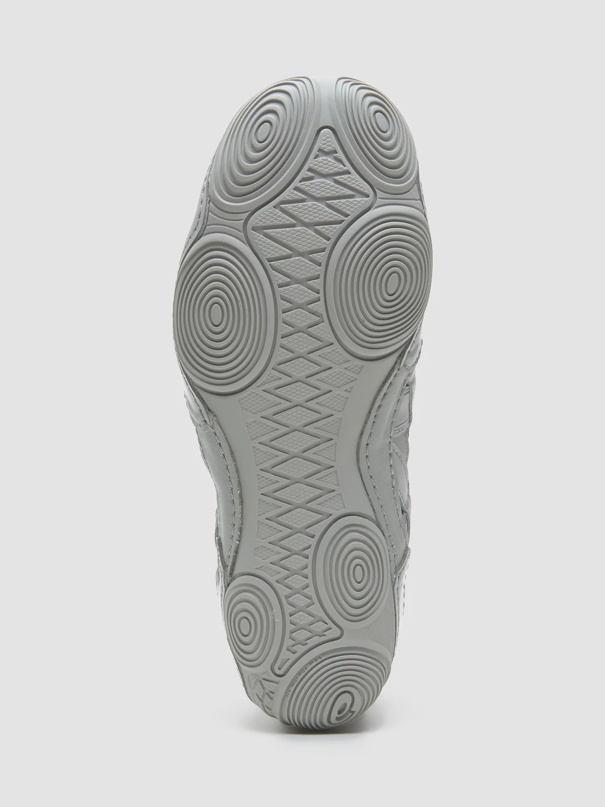 x Issey Miyake HYPER TAPING Sneaker in Grey - Image 5
