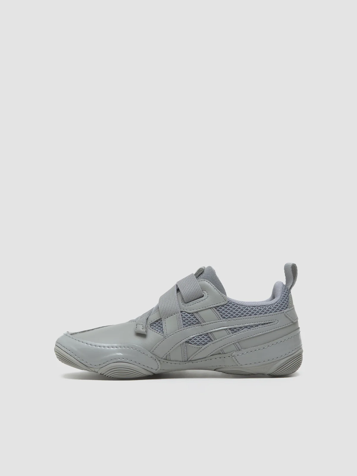 x Issey Miyake HYPER TAPING Sneaker in Grey - Image 6