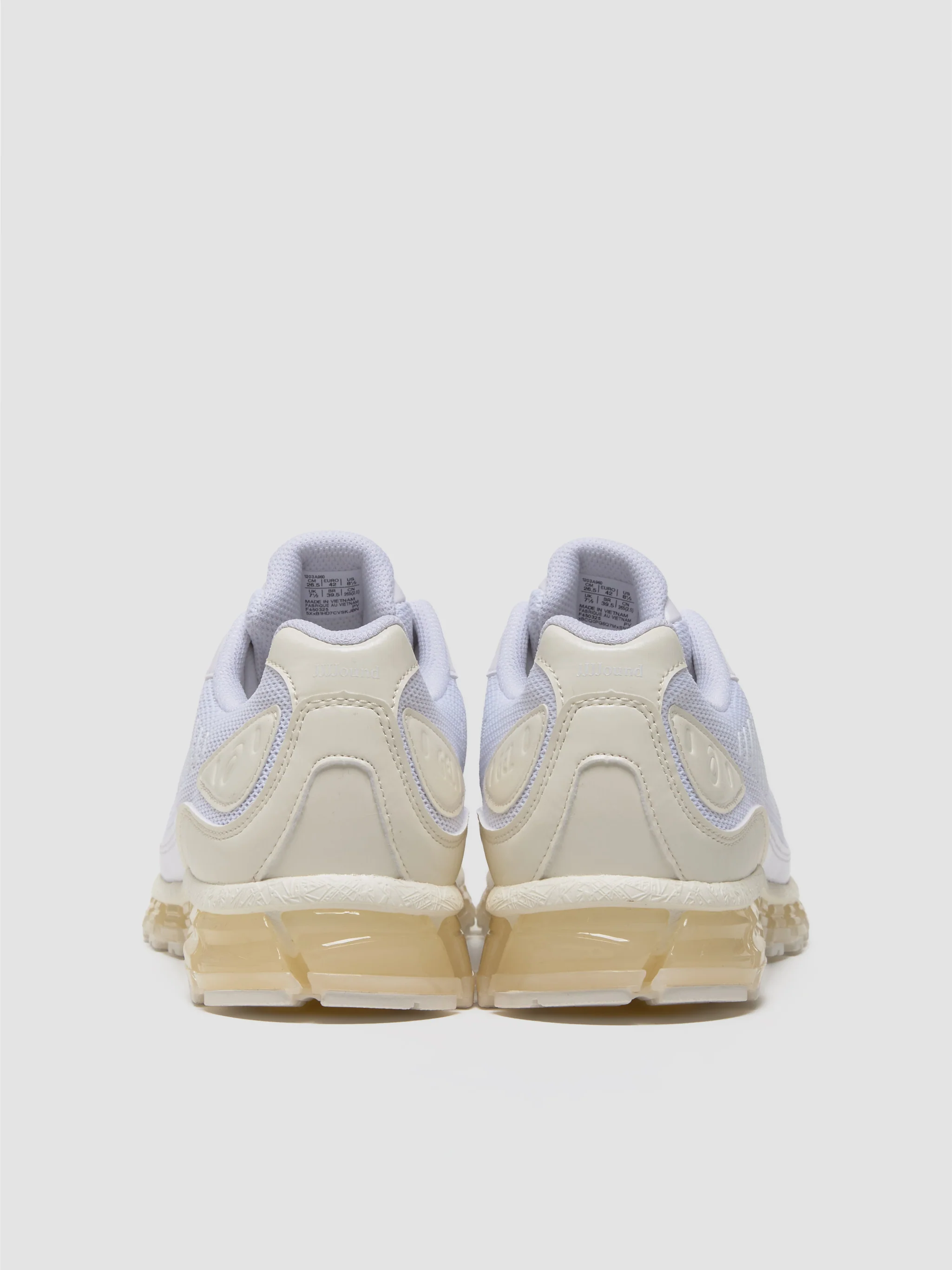 x JJJJound GEL-QUANTUM 360 I AMP Sneaker in White & Marshmallow - Image 4