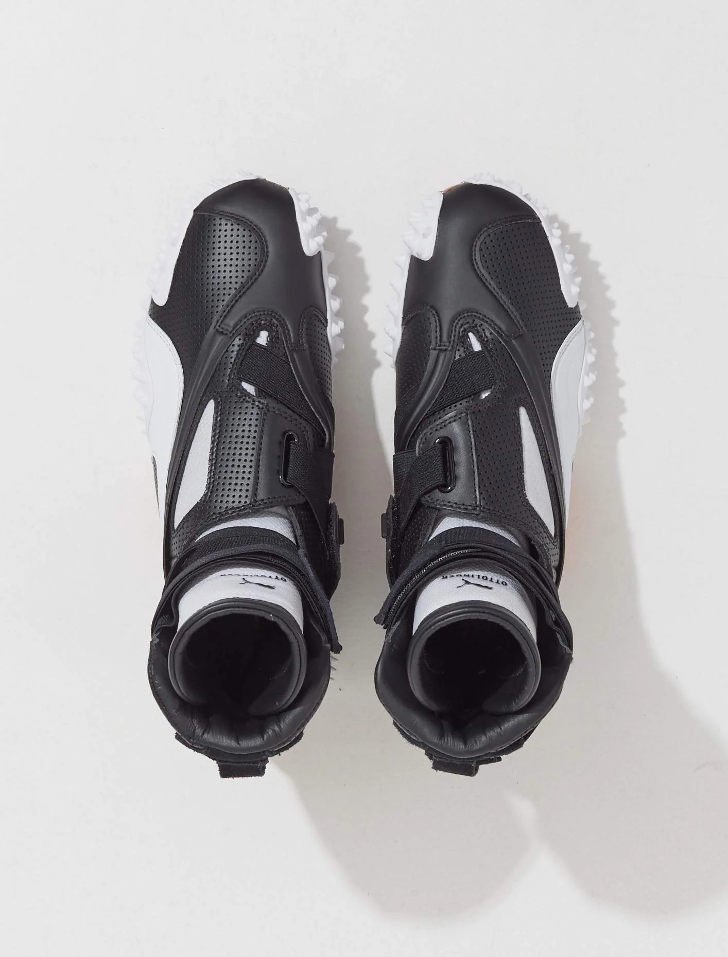 x Puma Mostro Mid Boots in Black - Image 3